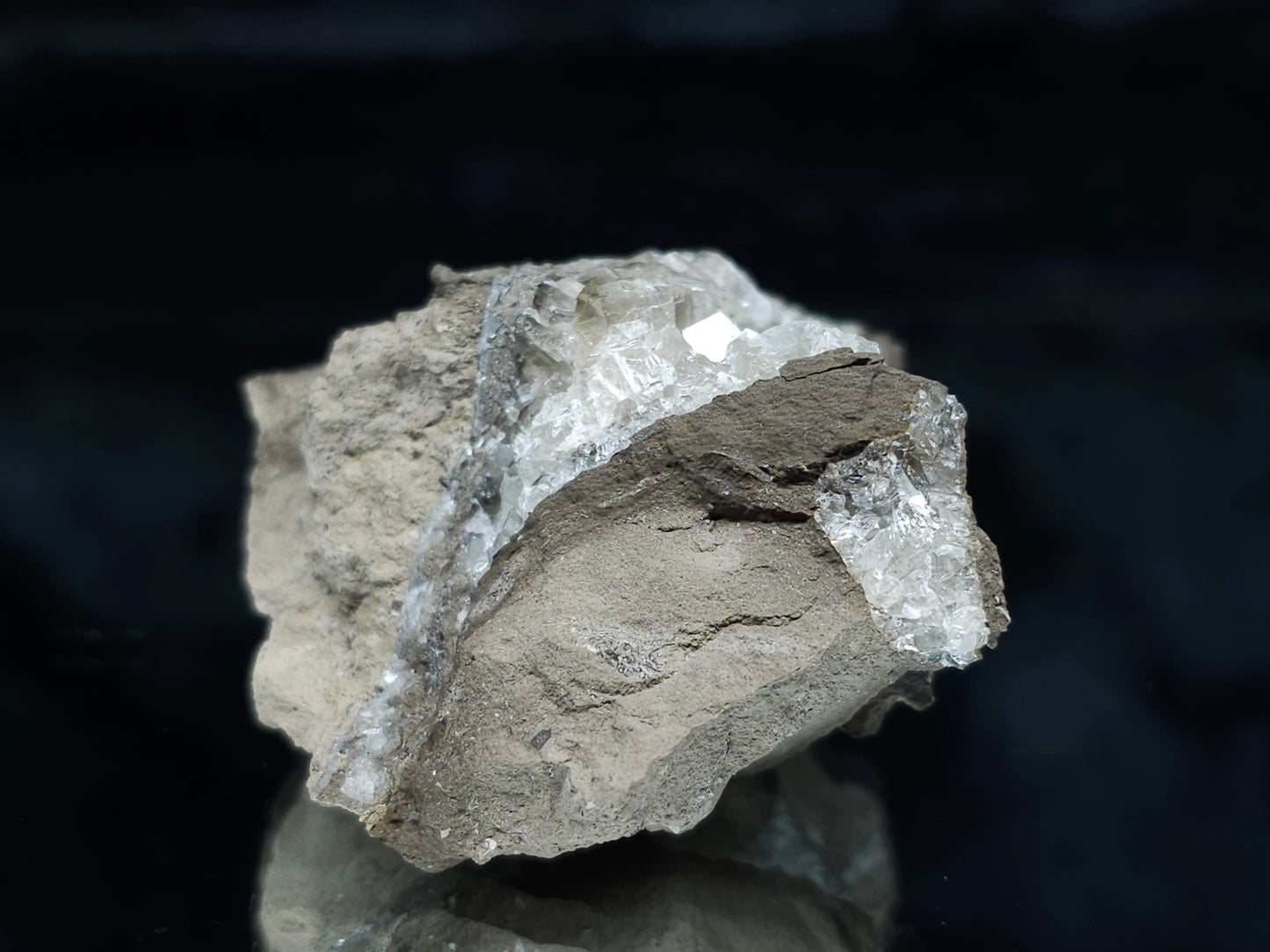 #33979 Super clear Nailhead Spar Calcite geode and Chalcopyrite ore and multiple small fossils in the matrix