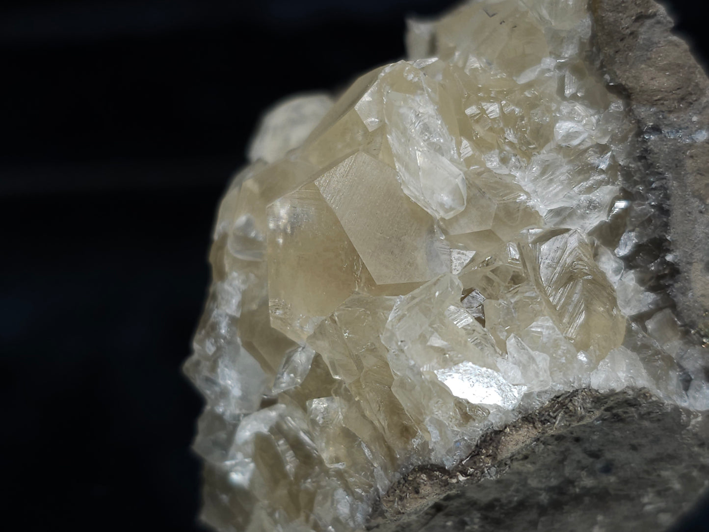 #33980 Super clear Nailhead Spar Calcite cluster and Chalcopyrite ore and multiple small fossils in the matrix