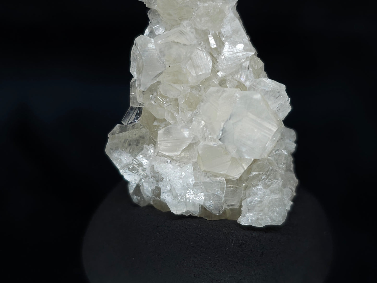 #33988 Super clear Nailhead Spar Calcite cluster and Chalcopyrite ore and multiple small fossils in the matrix
