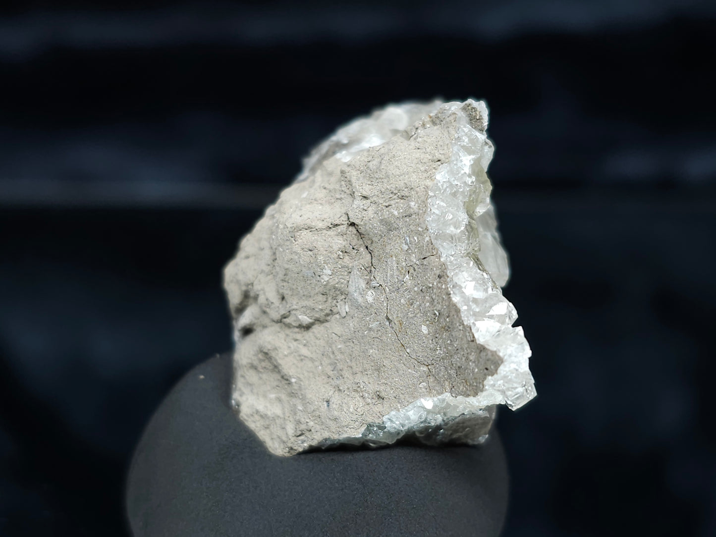 #33996 Super clear Nailhead Spar Calcite geode and Chalcopyrite ore and multiple small fossils in the matrix