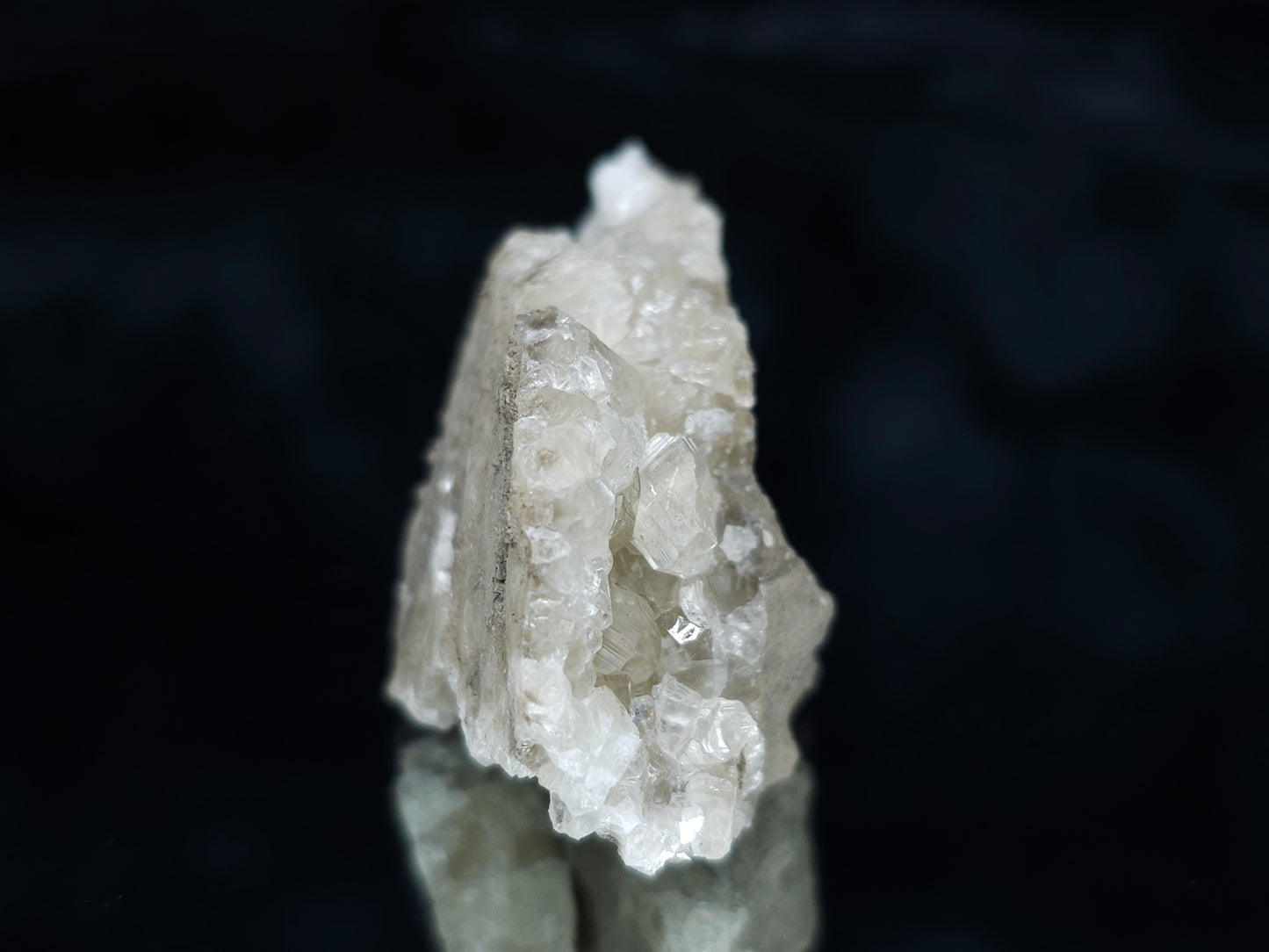 #33998 Super clear Nailhead Spar Calcite cluster and multiple small fossils in the matrix