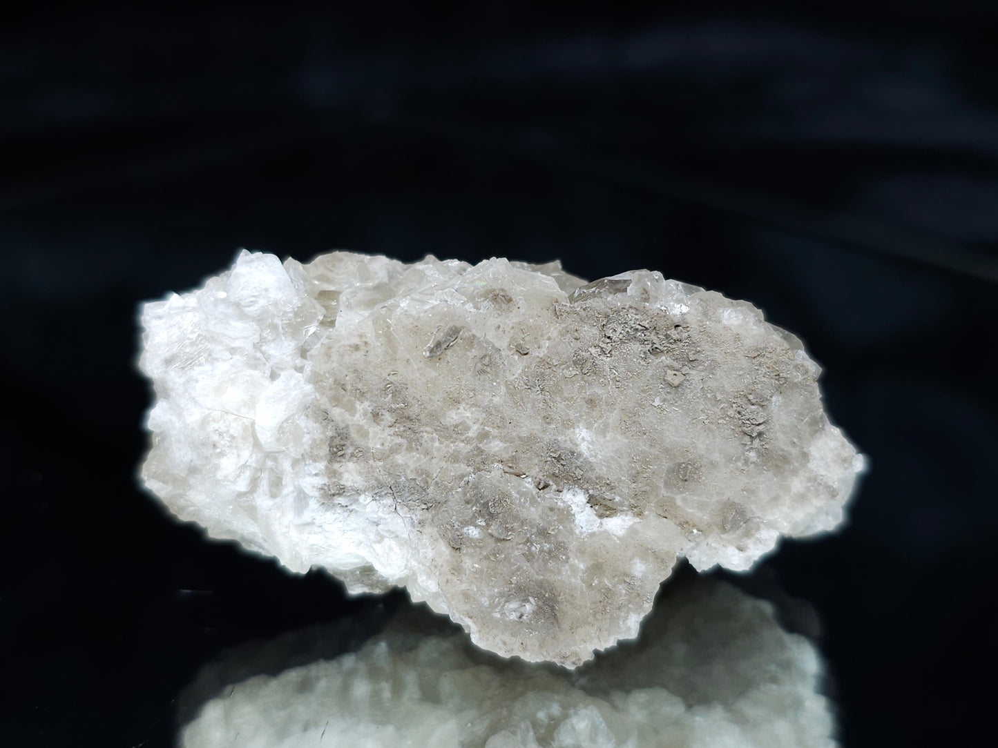 #33998 Super clear Nailhead Spar Calcite cluster and multiple small fossils in the matrix