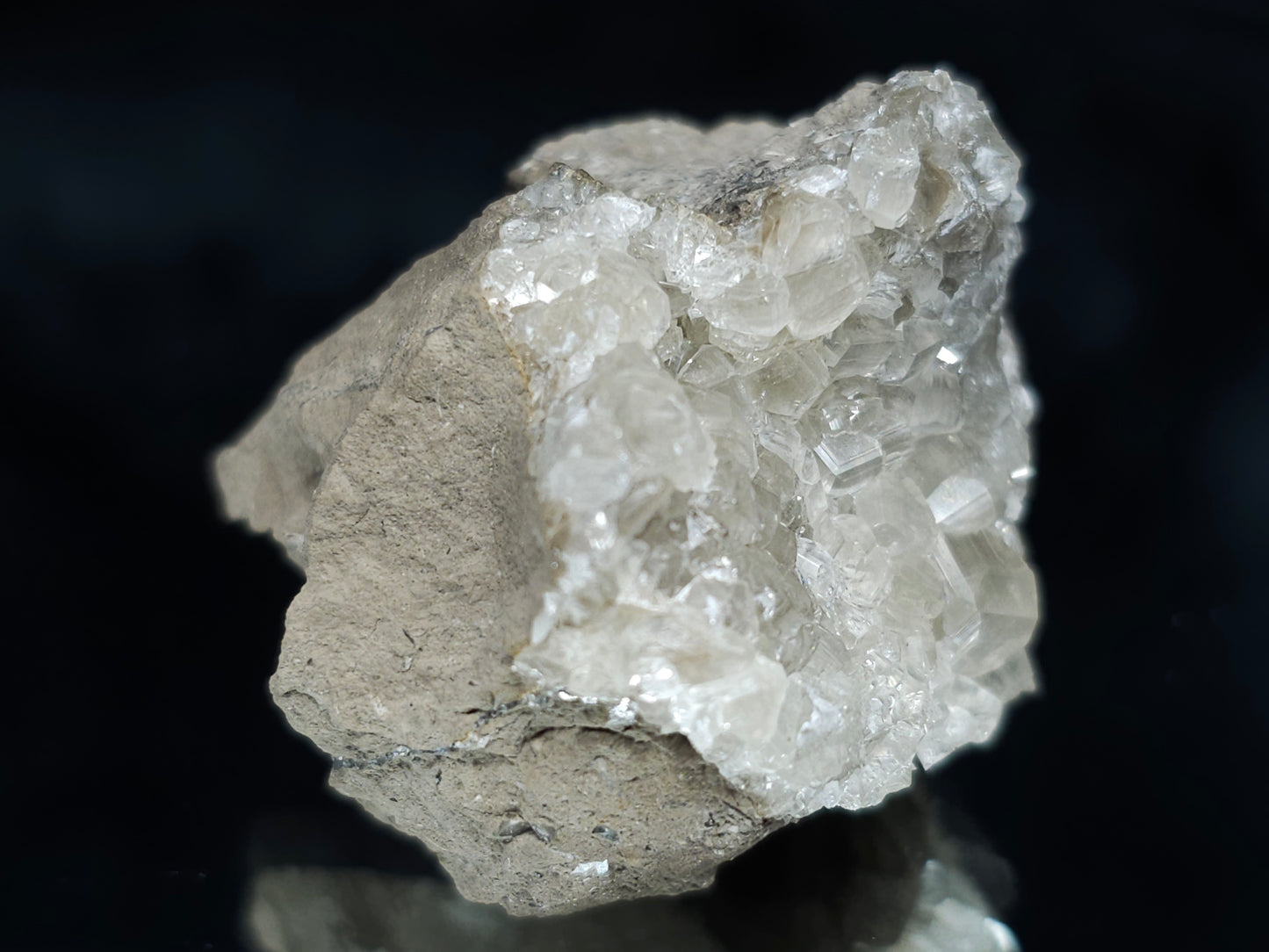 #34000 Super clear Nailhead Spar Calcite cluster and Chalcopyrite ore and multiple small fossils in the matrix