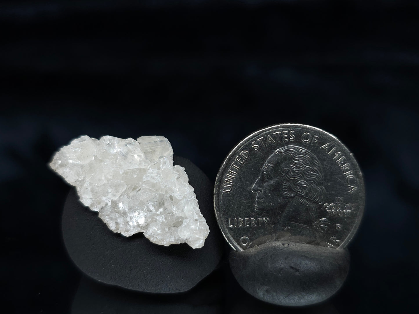 #34003 Super clear Nailhead Spar Calcite cluster and Chalcopyrite ore and multiple small fossils in the matrix