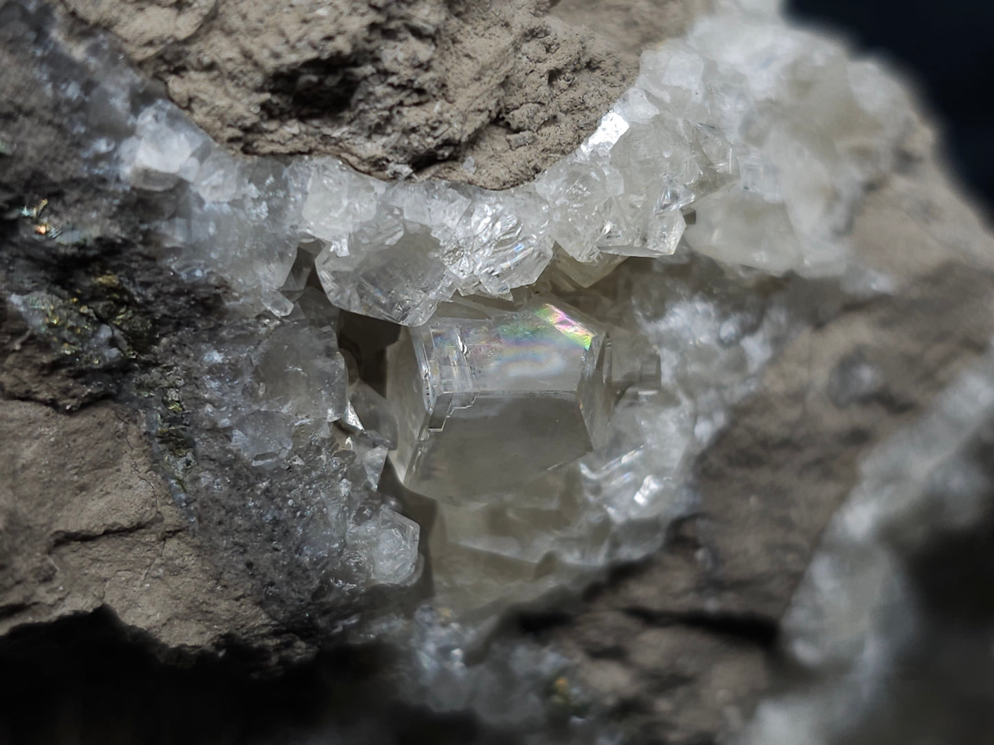 #34010 Super clear Nailhead Spar Calcite geode and Chalcopyrite ore and multiple small fossils in the matrix