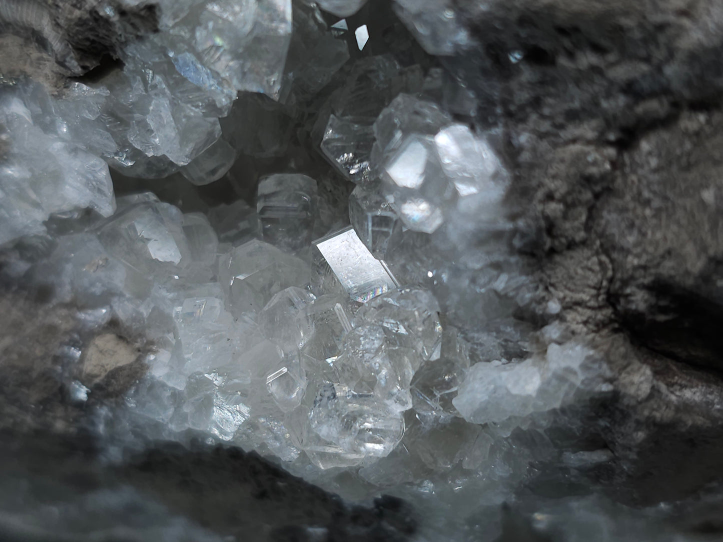 #34019 Super Clear Nailhead Spar Calcite geode it also have Chalcopyrite ore and multiple small fossils in the matrix