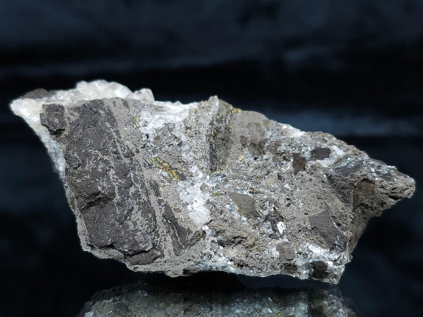 #66048 Hydrothermal Nailhead Spar Calcite geode with golden Chalcopyrite ore deposit formation among small fossils