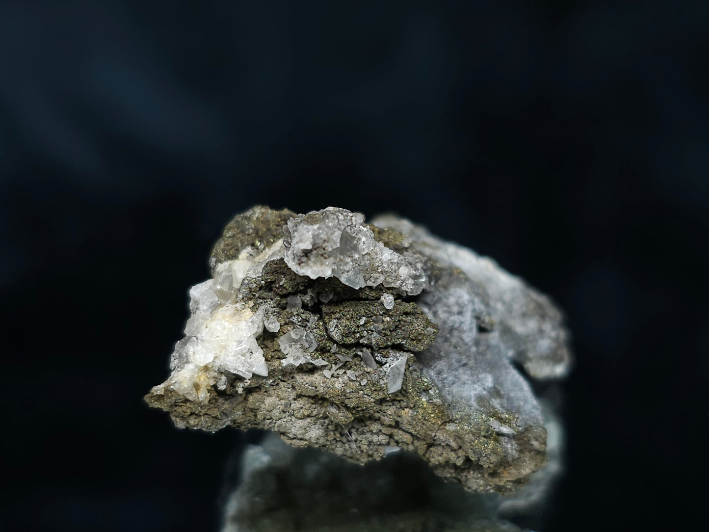 #66114 Clear Nailhead Spar Calcite on hydrothermal Chalcopyrite ore on multiple small fossils