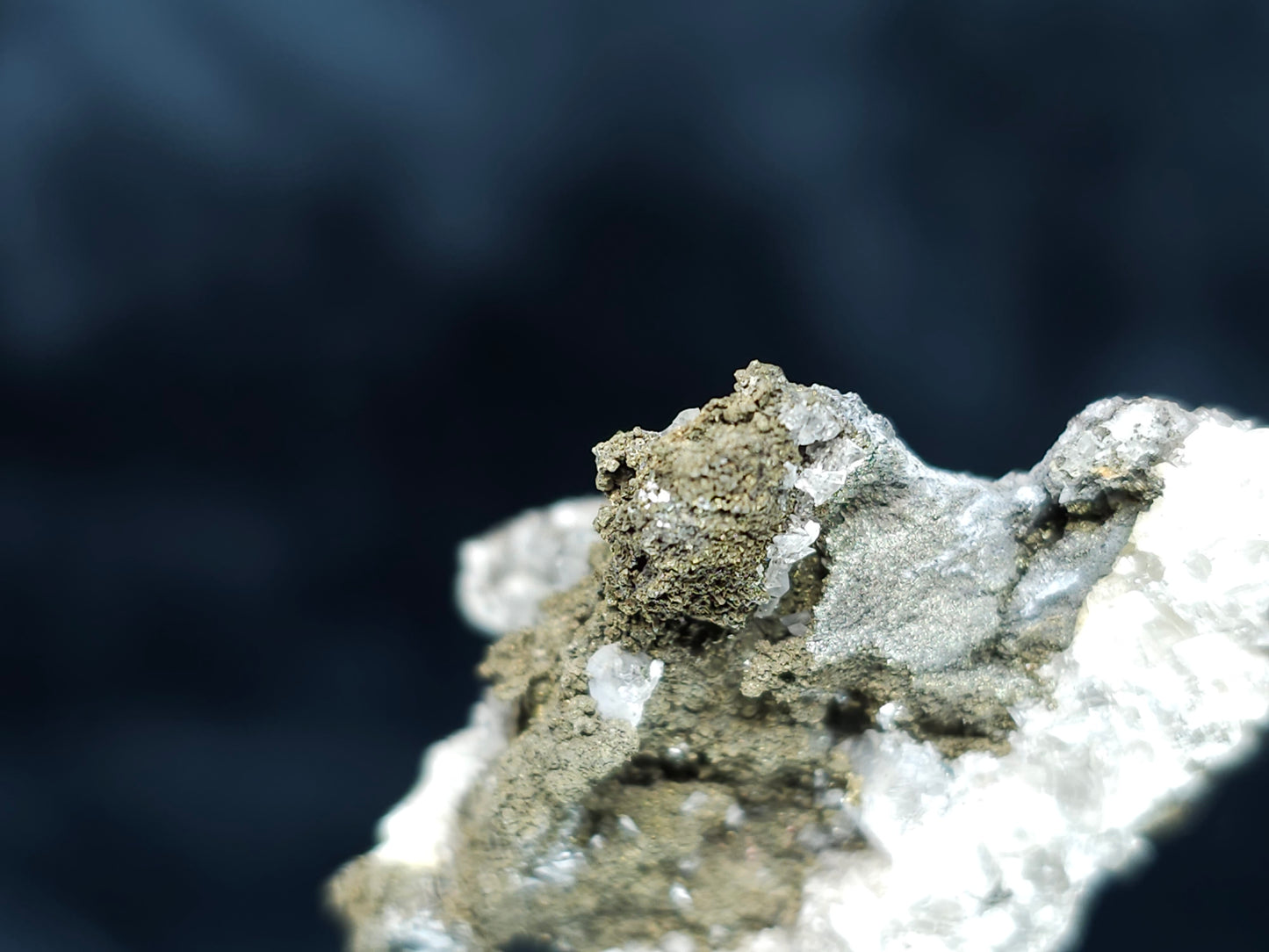 #66114 Clear Nailhead Spar Calcite on hydrothermal Chalcopyrite ore on multiple small fossils