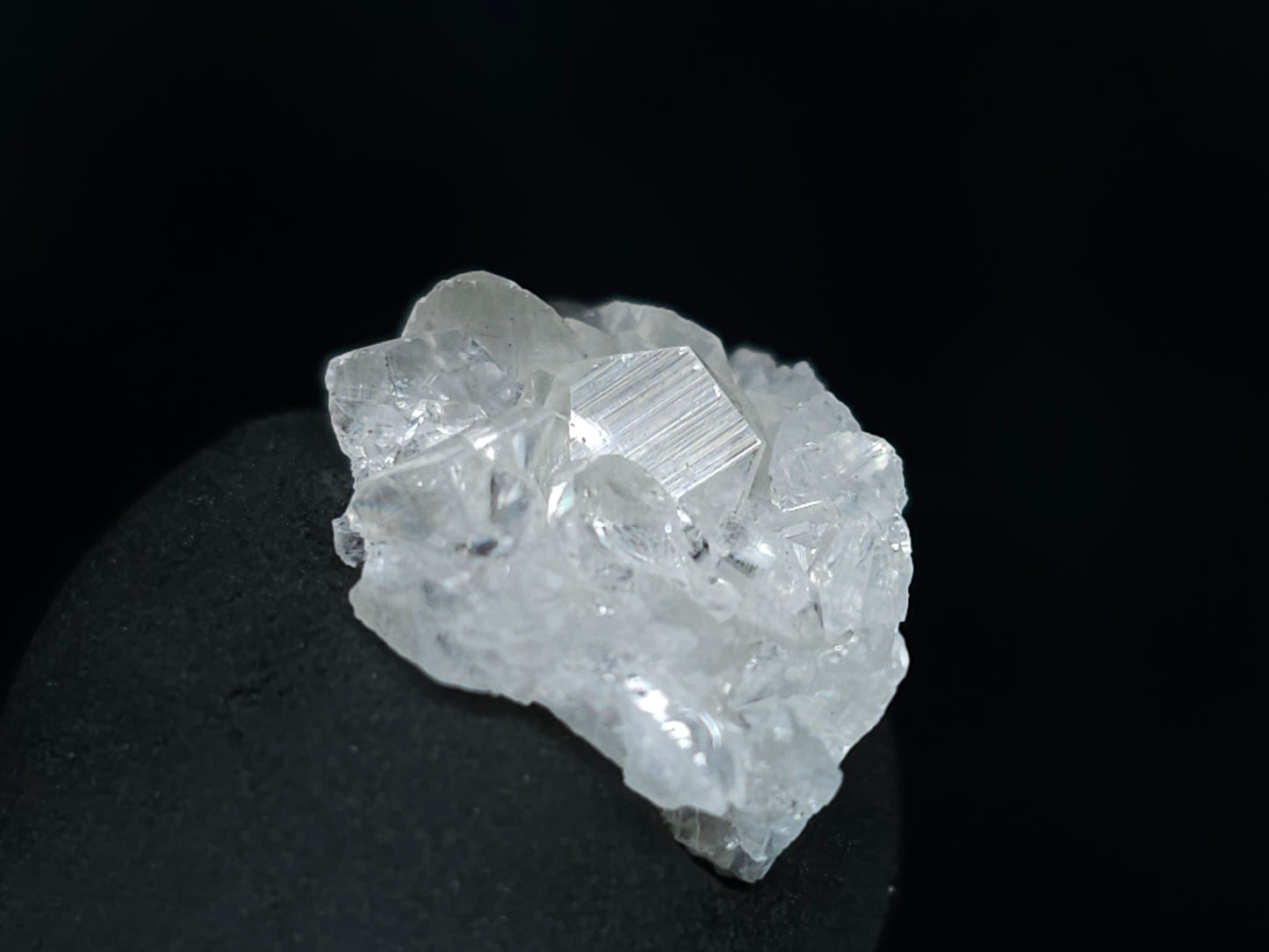 #33537 Super clear Nailhead Spar Calcite tiny cluster