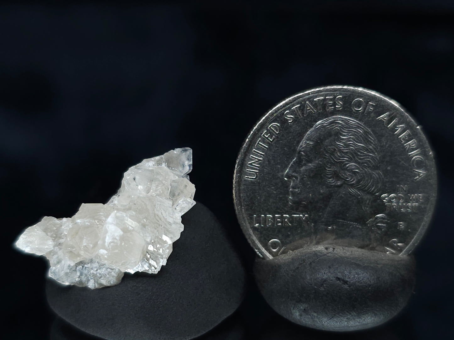 #33544 Super clear Nailhead Spar Calcite tiny cluster