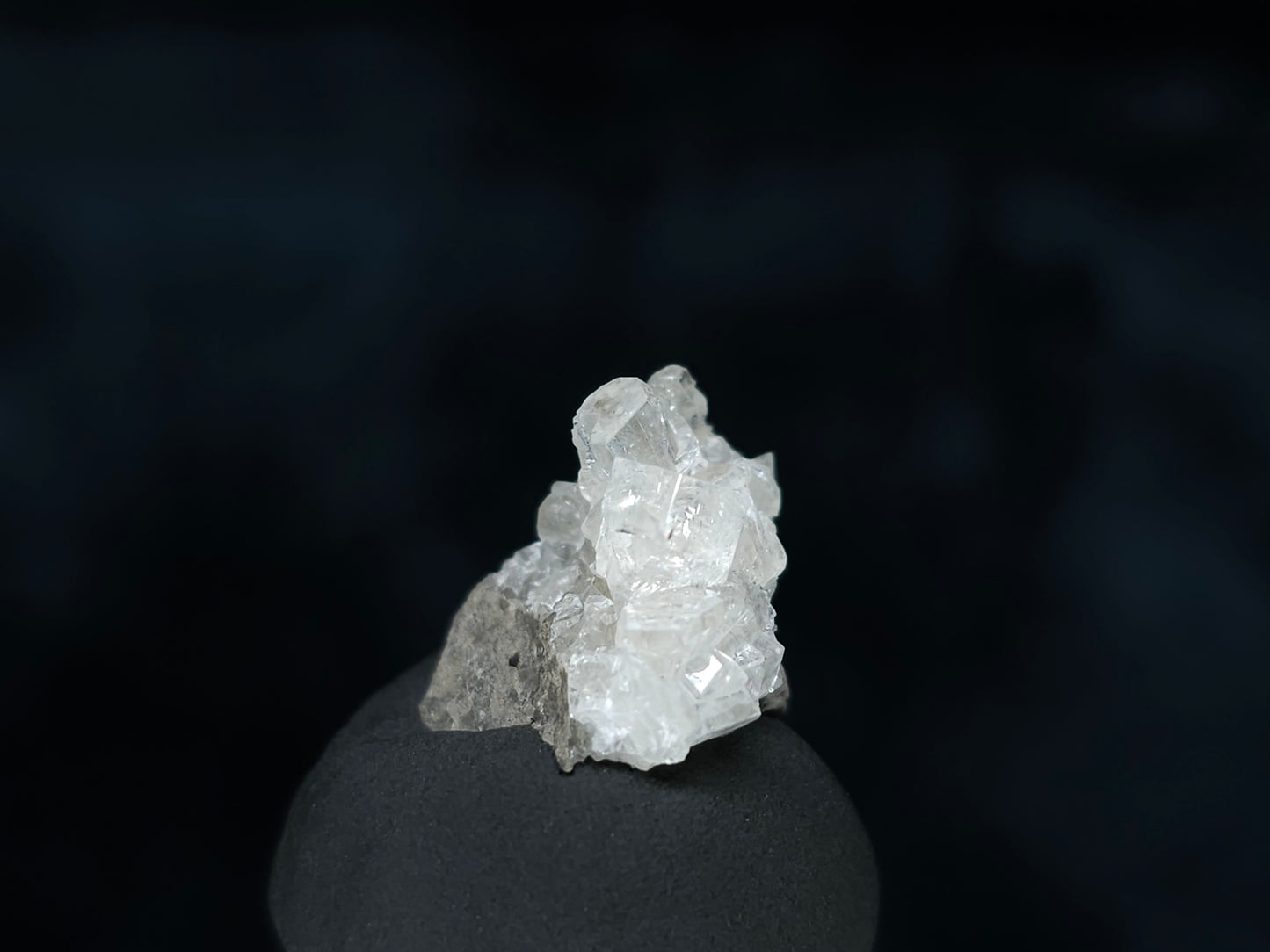 #33550 Super clear Nailhead Spar Calcite tiny cluster and Chalcopyrite ore and multiple small fossils in the matrix