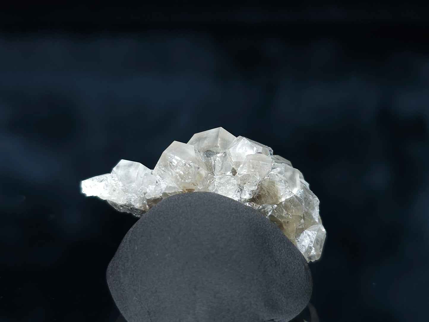 #33551 Super clear Nailhead Spar Calcite tiny cluster