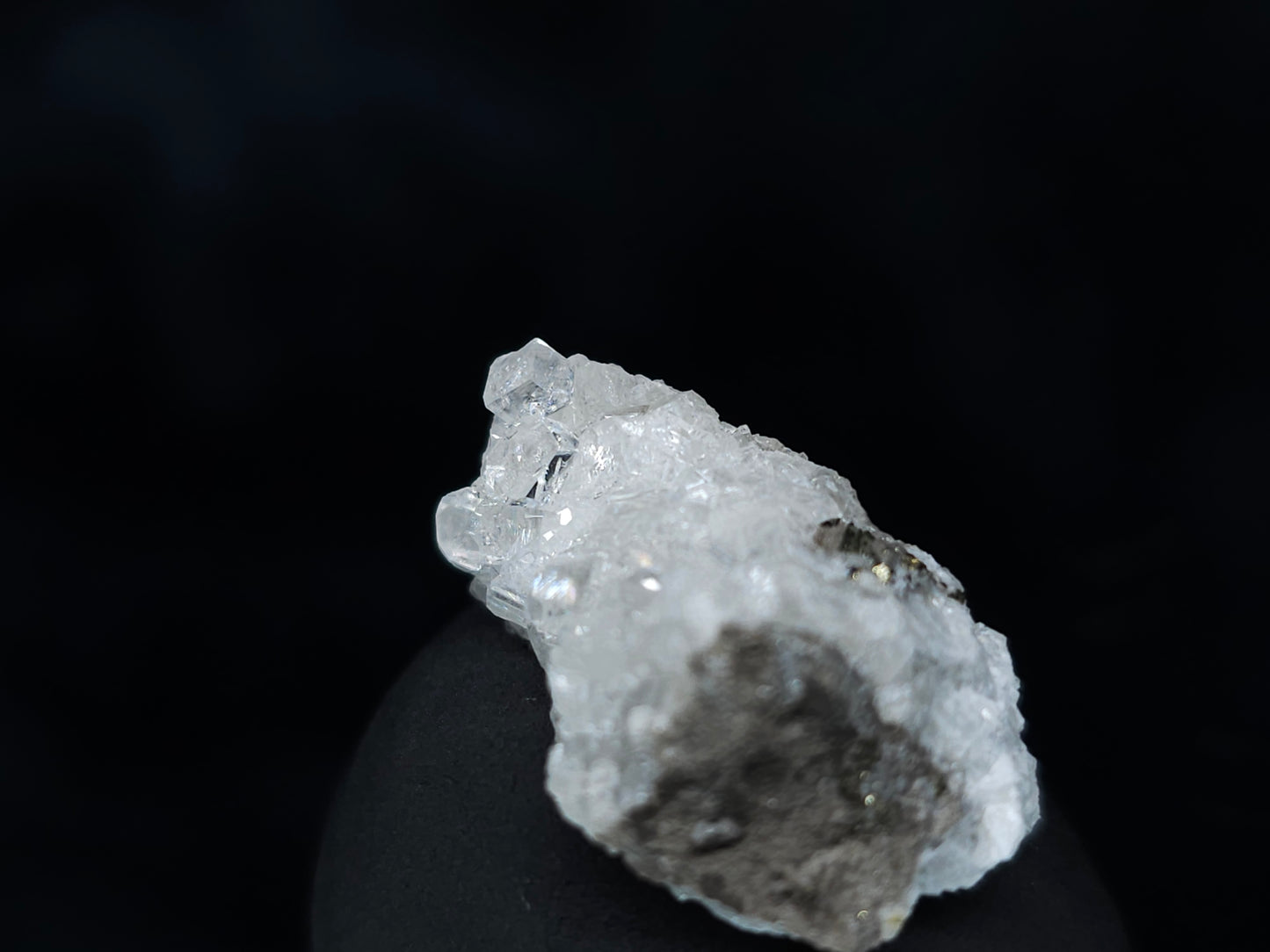 #33557 Super clear Nailhead Spar Calcite tiny cluster and Chalcopyrite ore and multiple small fossils in the matrix