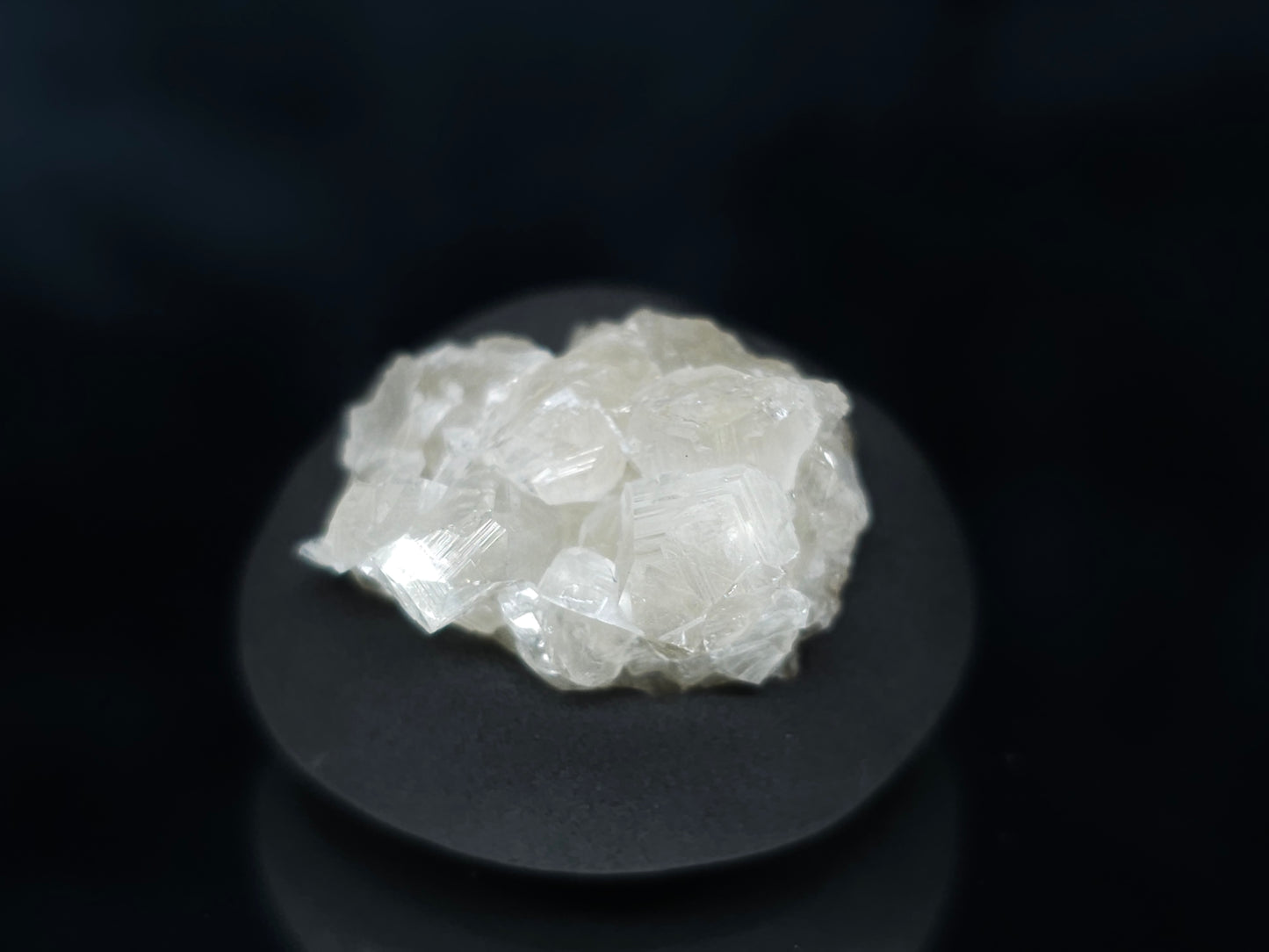#33564 Super clear Nailhead Spar Calcite tiny cluster