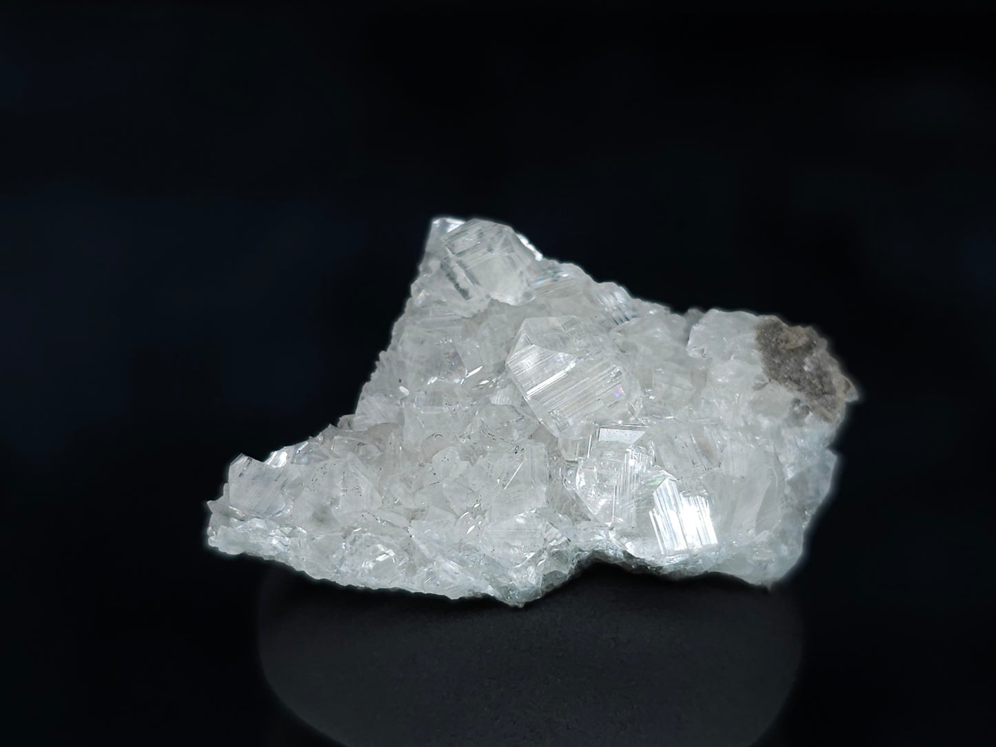 #33590 Super clear Nailhead Spar Calcite tiny cluster