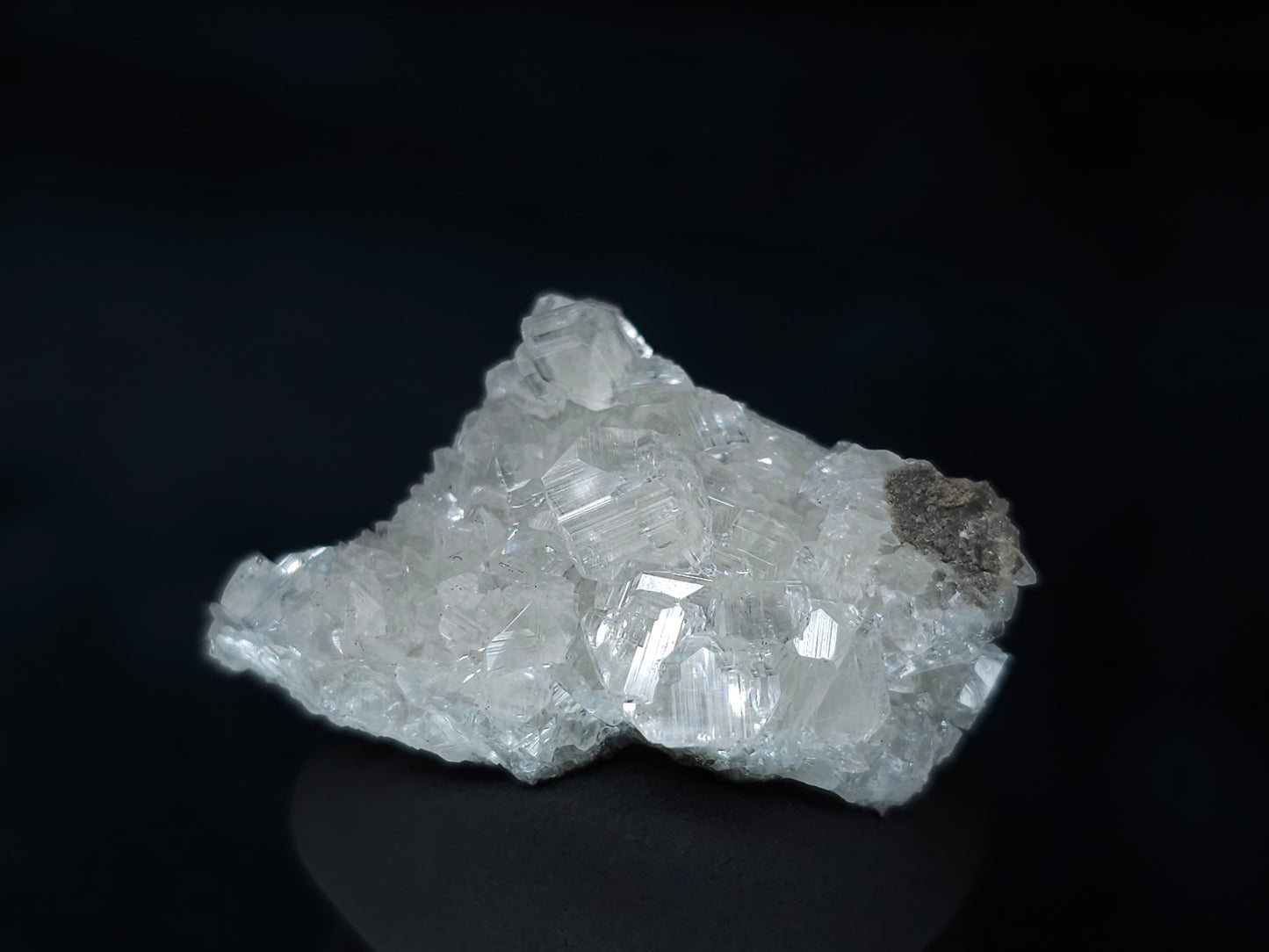 #33590 Super clear Nailhead Spar Calcite tiny cluster