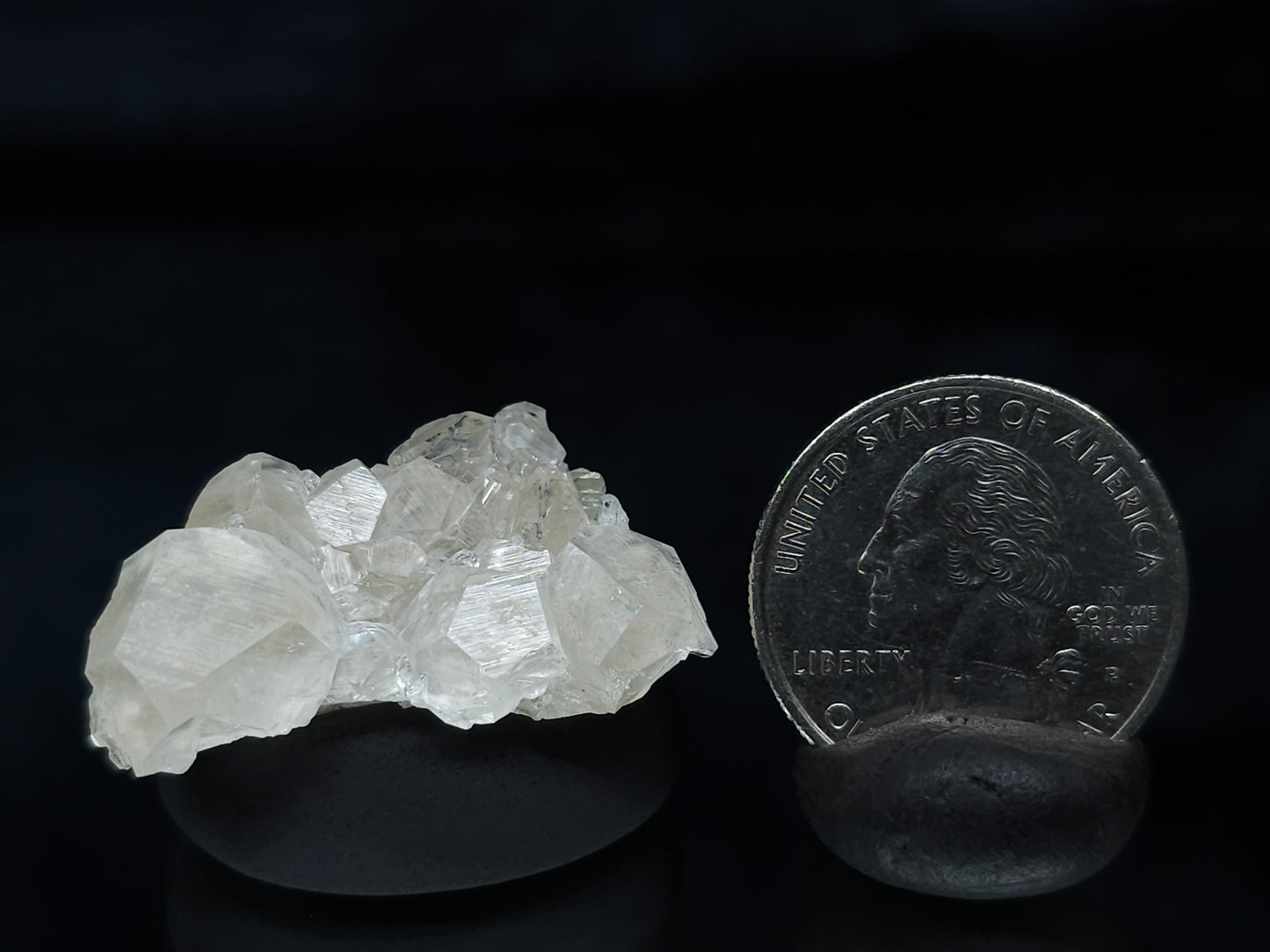 #33600 Super clear Nailhead Spar Calcite tiny cluster