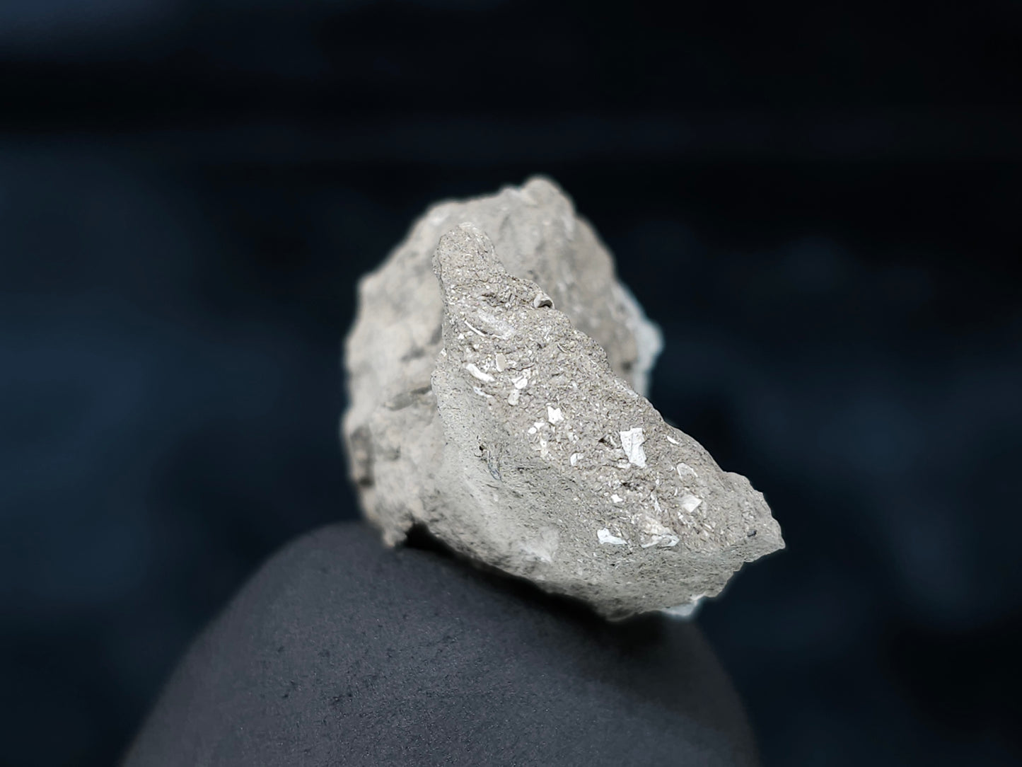 #33616 Super clear Nailhead Spar Calcite tiny cluster