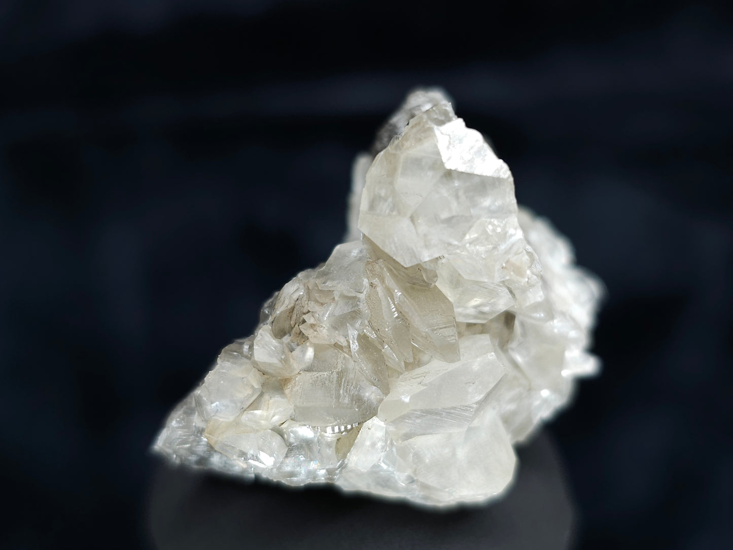 #33633 Super clear Nailhead Spar Calcite tiny cluster