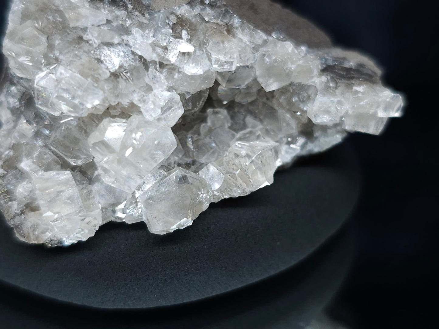 #33645 Super clear Nailhead Spar Calcite tiny geode