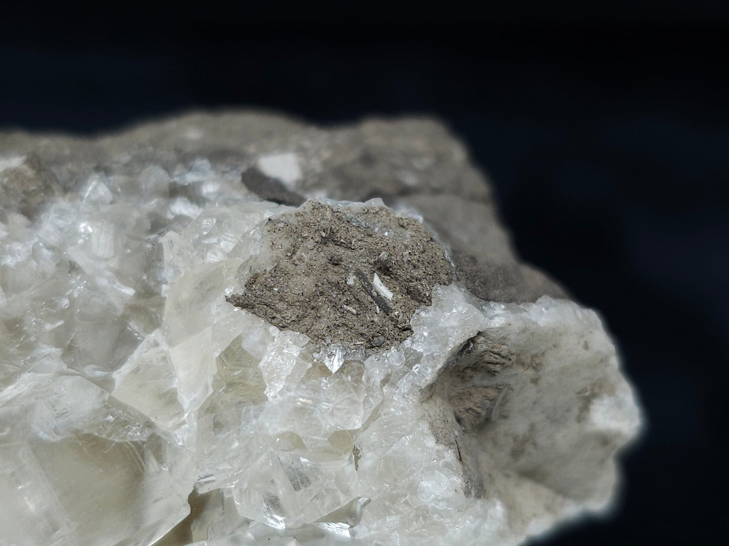 #33655 Super clear Nailhead Spar Calcite cluster and Chalcopyrite ore and multiple small fossils in the matrix