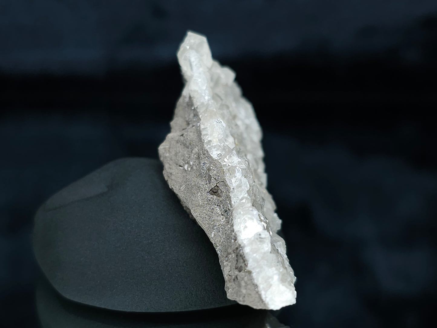 #33664 Super clear Nailhead Spar Calcite cluster
