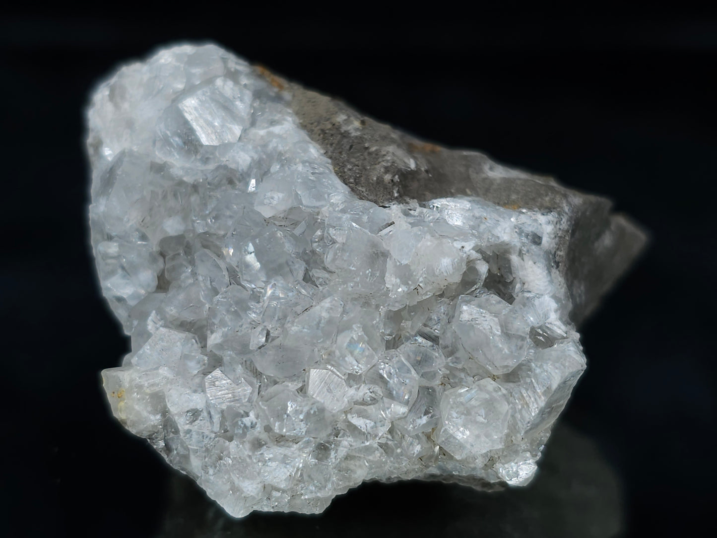 #33668 Super clear Nailhead Spar Calcite cluster