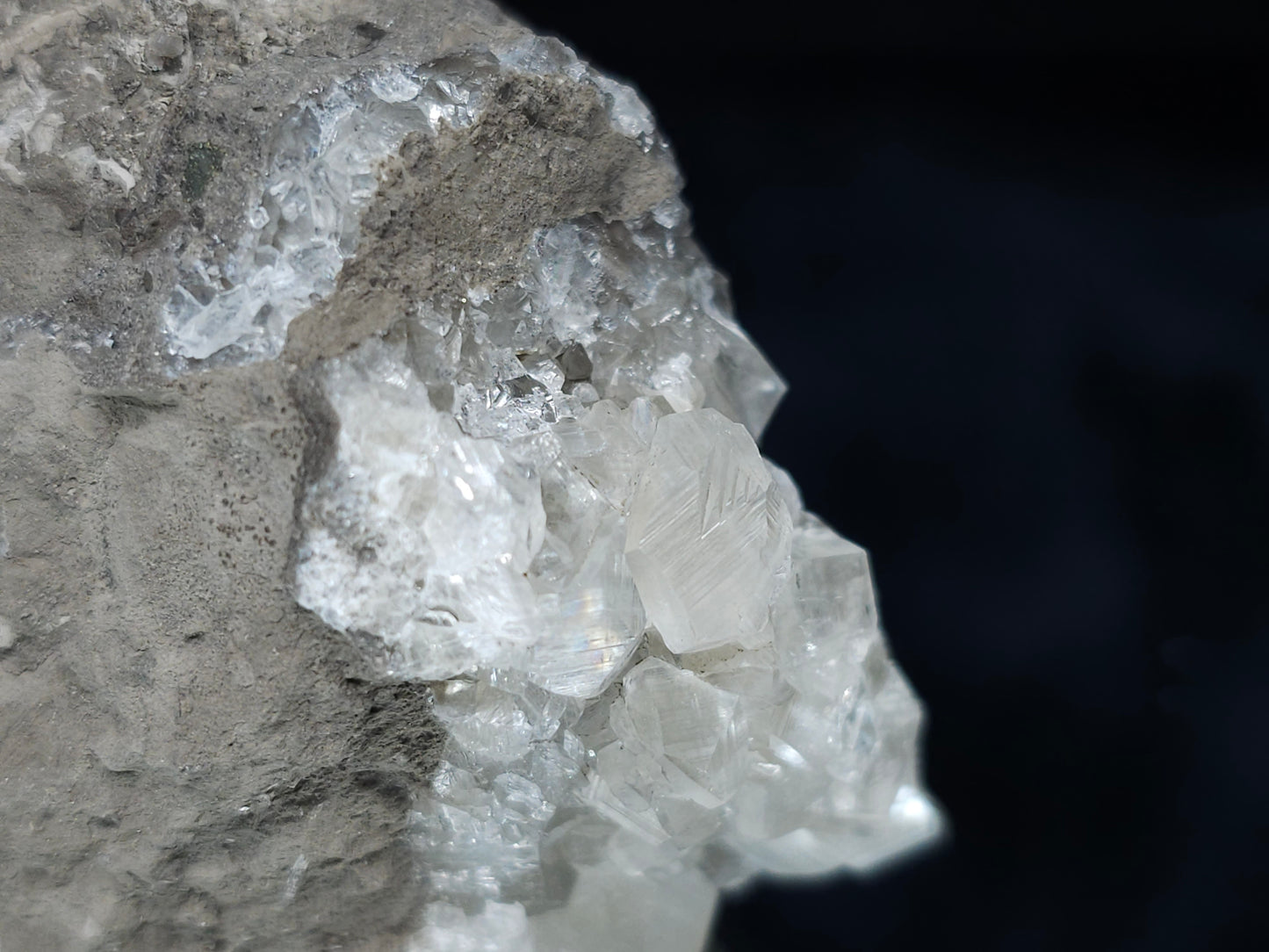 #33675 Super clear Nailhead Spar Calcite cluster and Chalcopyrite ore and multiple small fossils in the matrix
