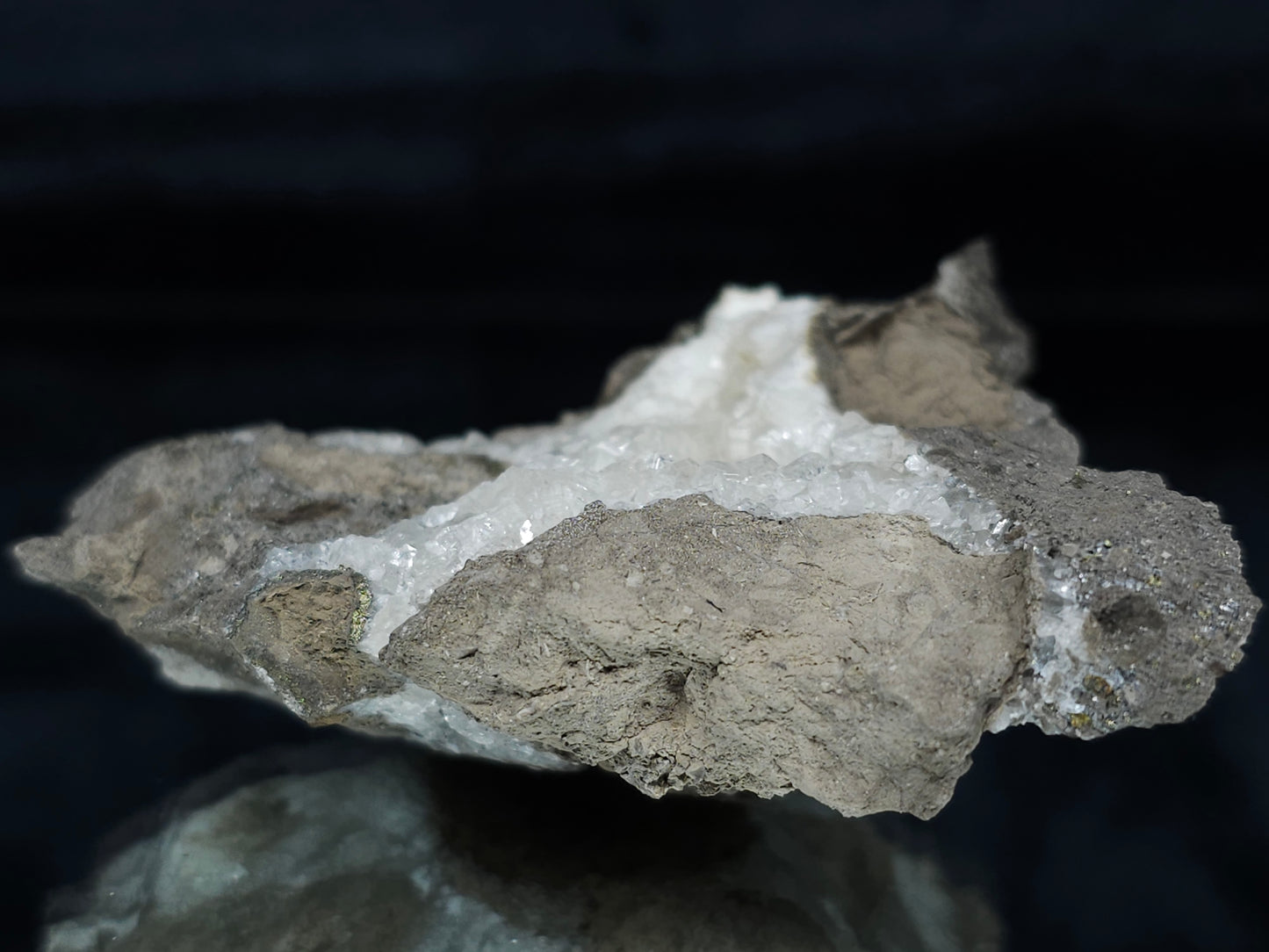 #33680 Super clear Nailhead Spar Calcite cluster and Chalcopyrite ore and multiple small fossils in the matrix