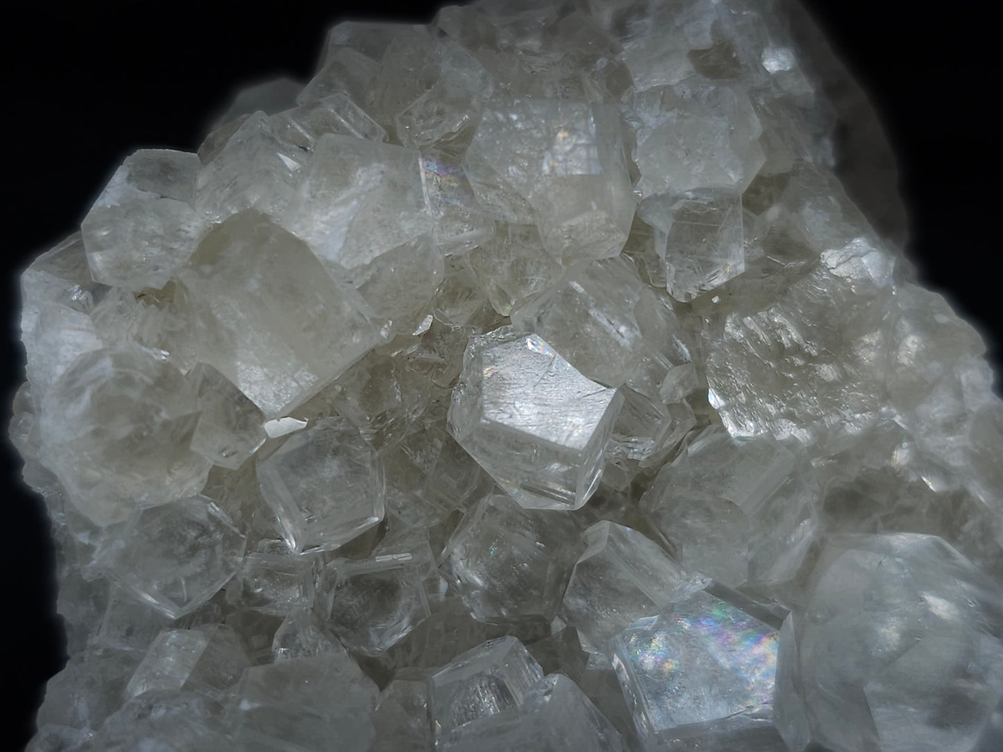#33690 Super clear Nailhead Spar Calcite cluster and Chalcopyrite ore and multiple small fossils in the matrix