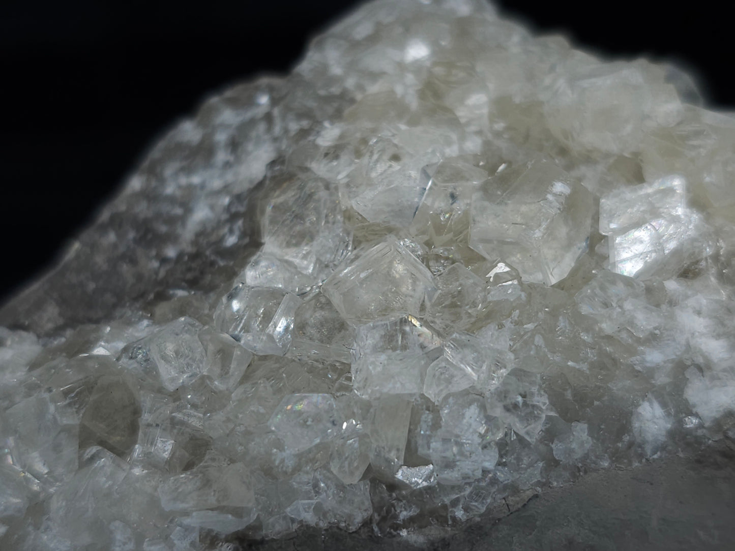 #33690 Super clear Nailhead Spar Calcite cluster and Chalcopyrite ore and multiple small fossils in the matrix
