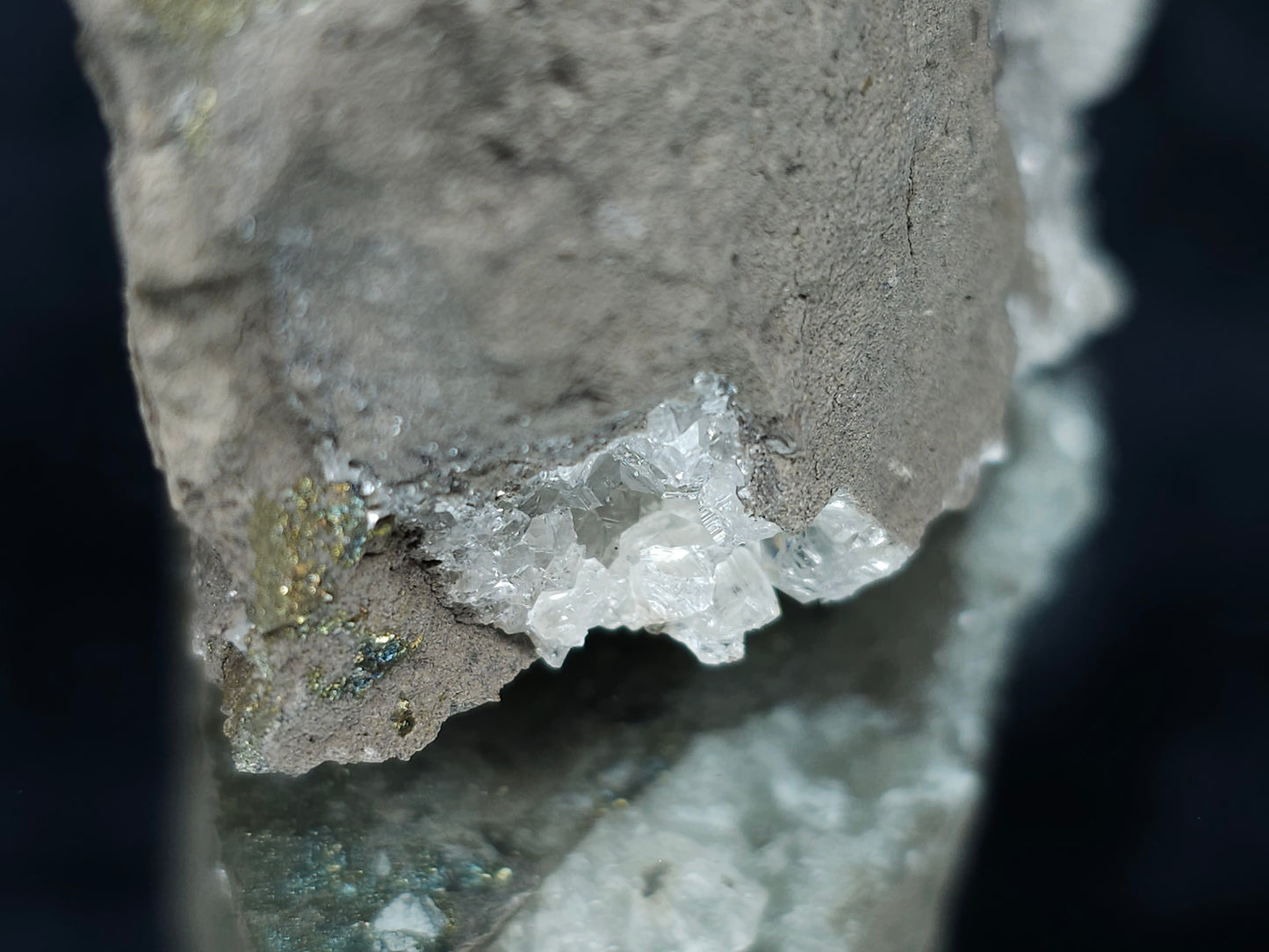 #33687 Super clear Nailhead Spar Calcite cluster and Chalcopyrite ore and multiple small fossils in the matrix