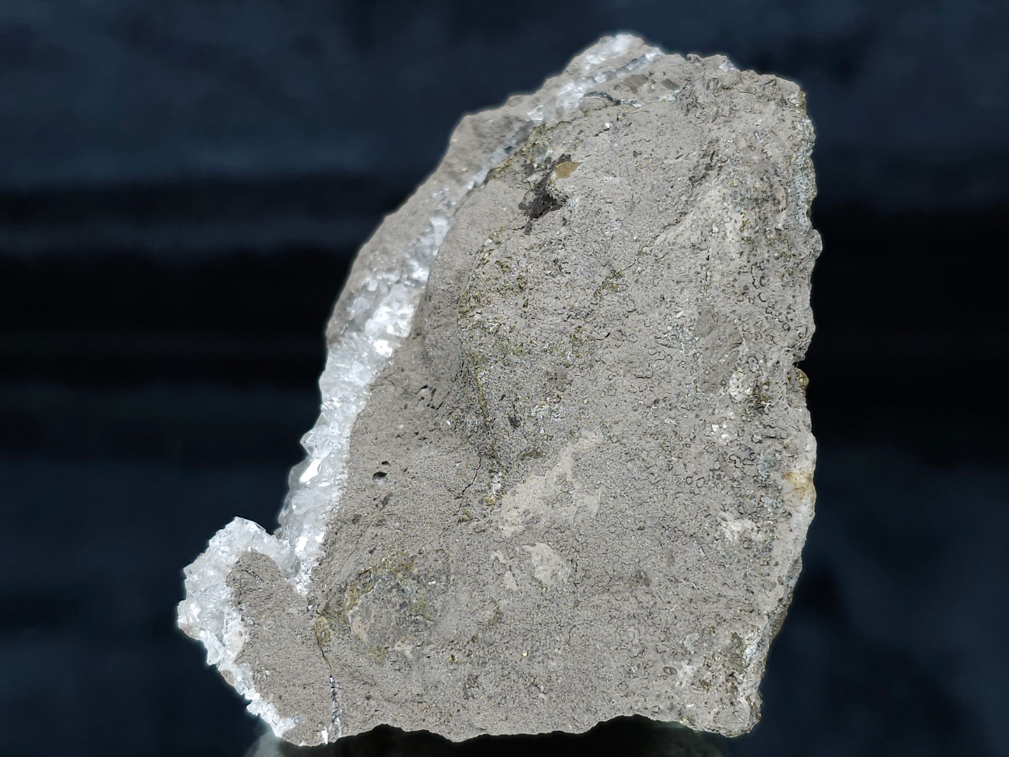 #33687 Super clear Nailhead Spar Calcite cluster and Chalcopyrite ore and multiple small fossils in the matrix