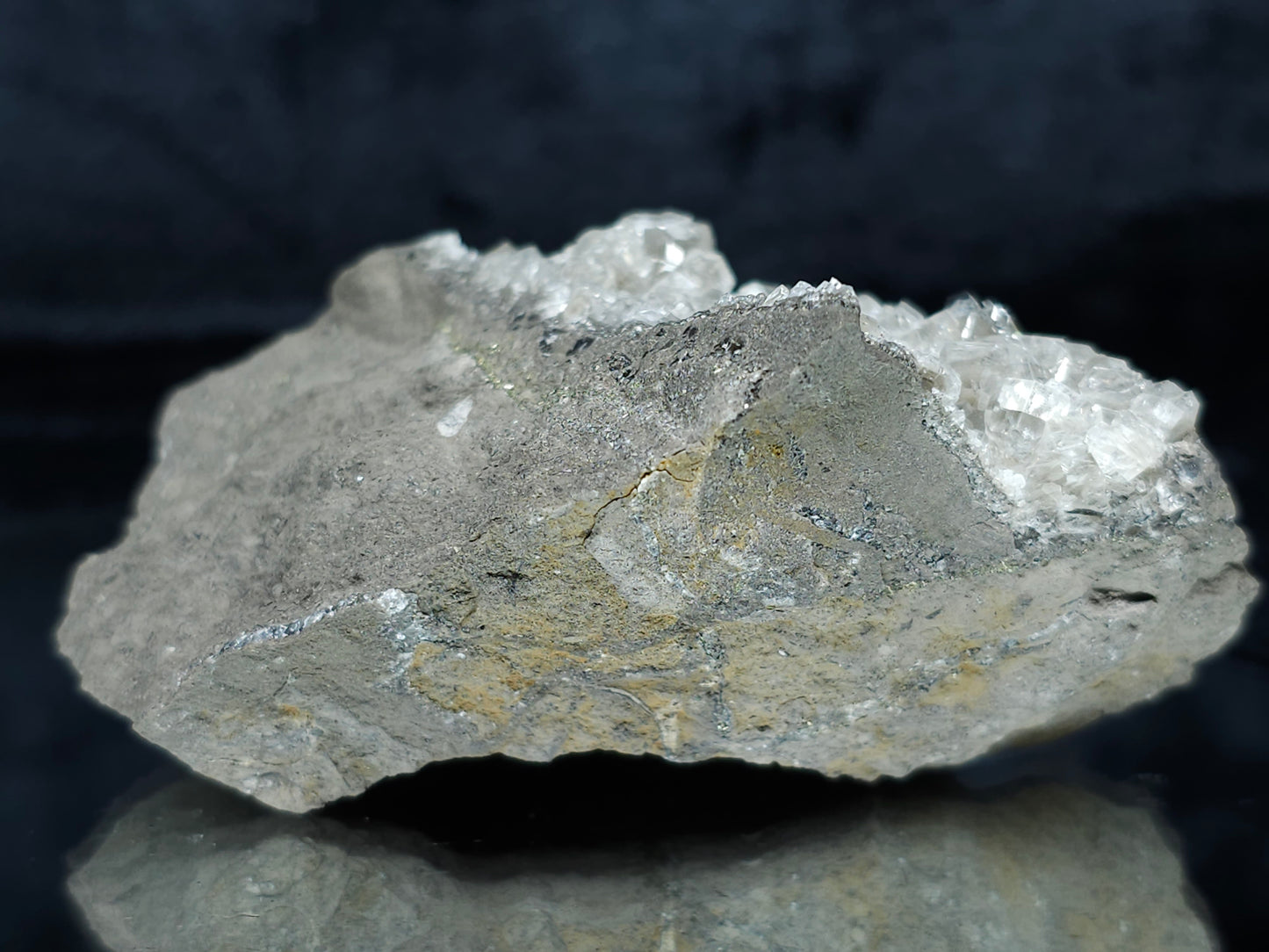 #33696 Super clear Nailhead Spar Calcite cluster and Chalcopyrite ore and multiple small fossils in the matrix