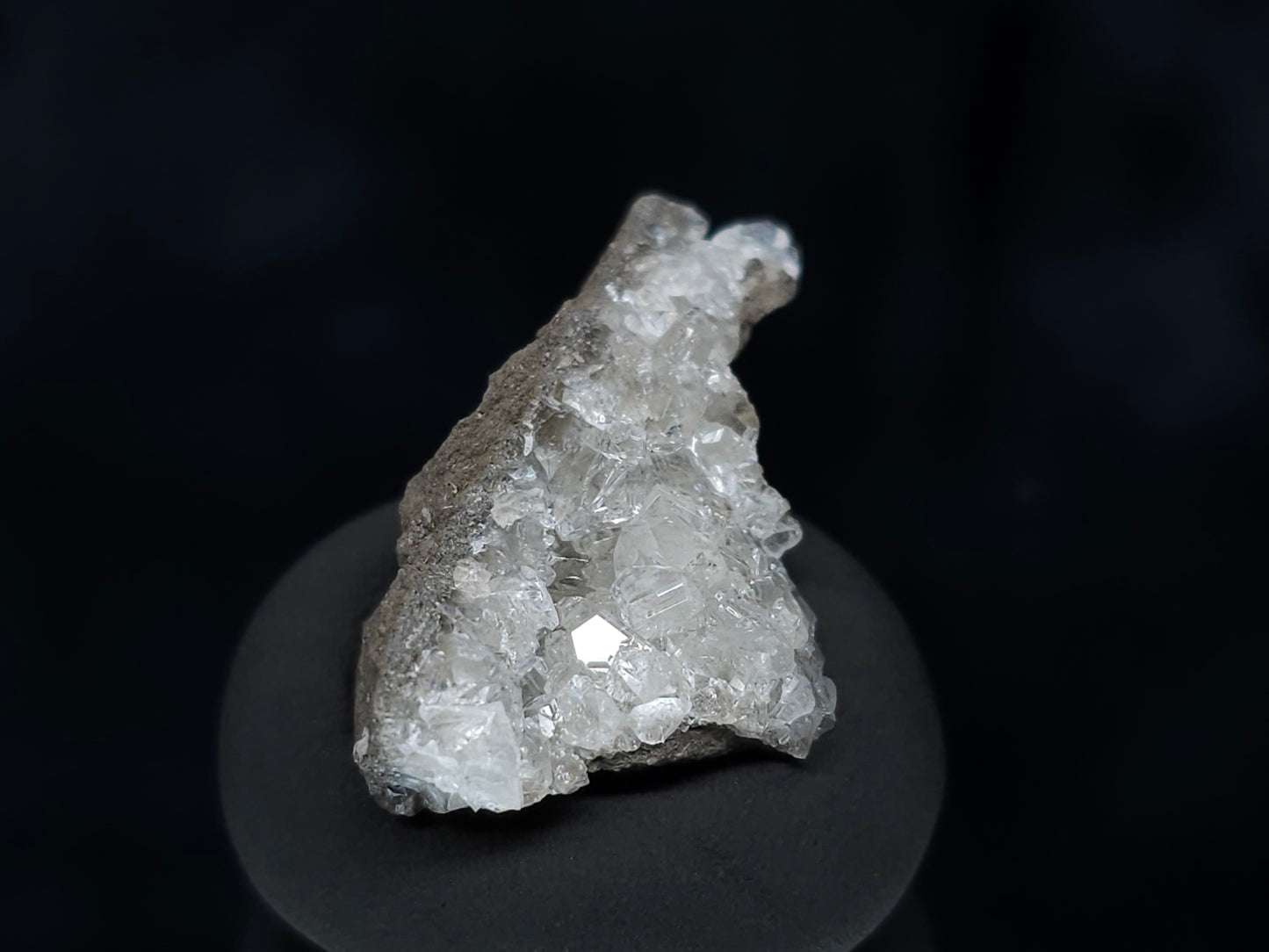 #35922 Super clear Nailhead Spar Calcite cluster, Chalcopyrite ore and multiple small fossils in the matrix