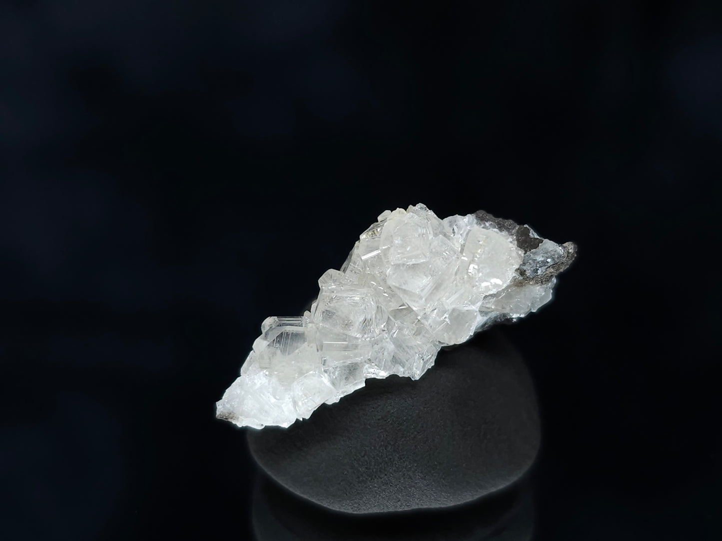 #35924 Super clear Nailhead Spar Calcite cluster, Chalcopyrite ore and multiple small fossils in the matrix