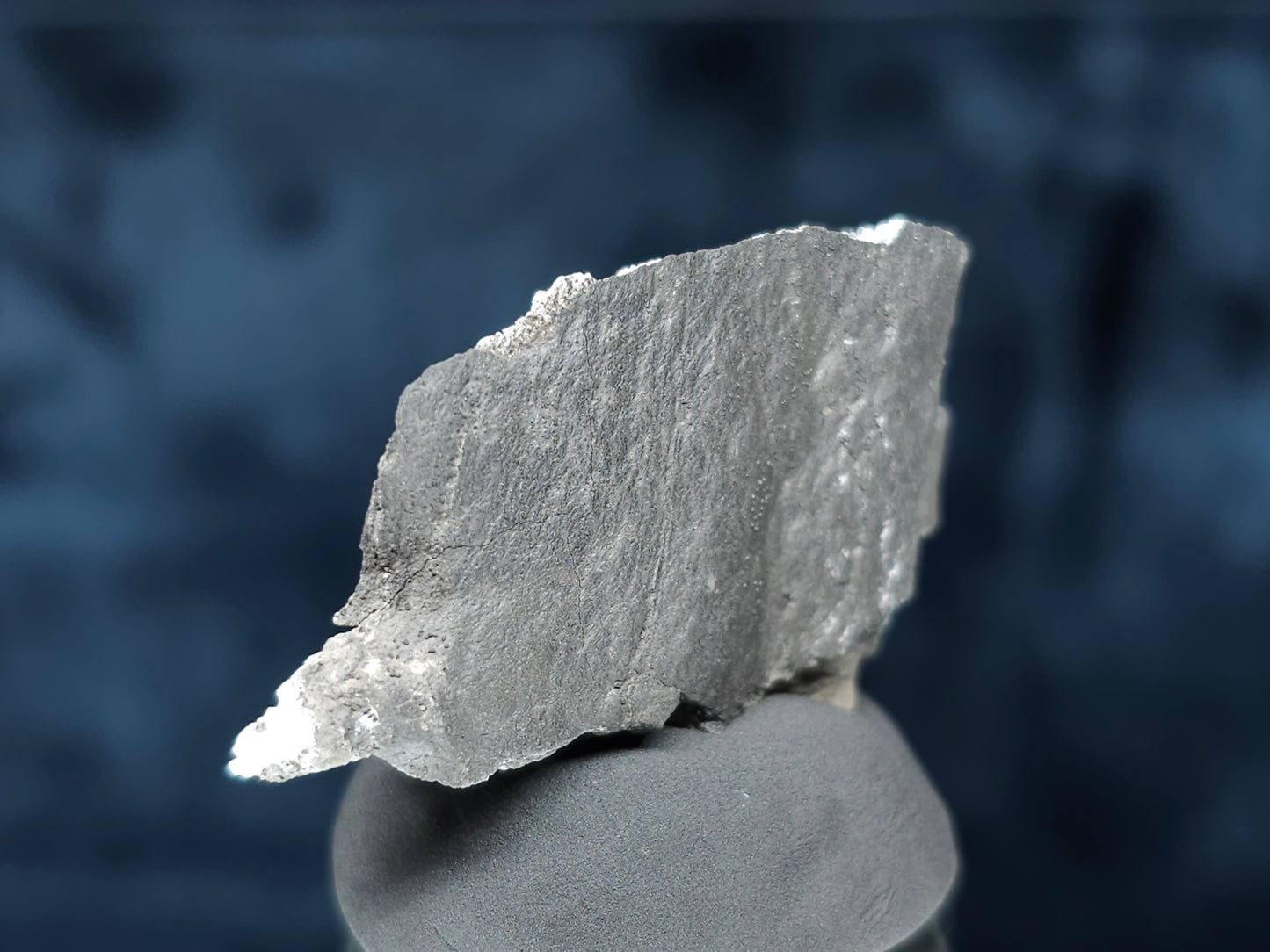 #35930 Super clear Nailhead Spar Calcite geode, Chalcopyrite ore and multiple small fossils in the matrix