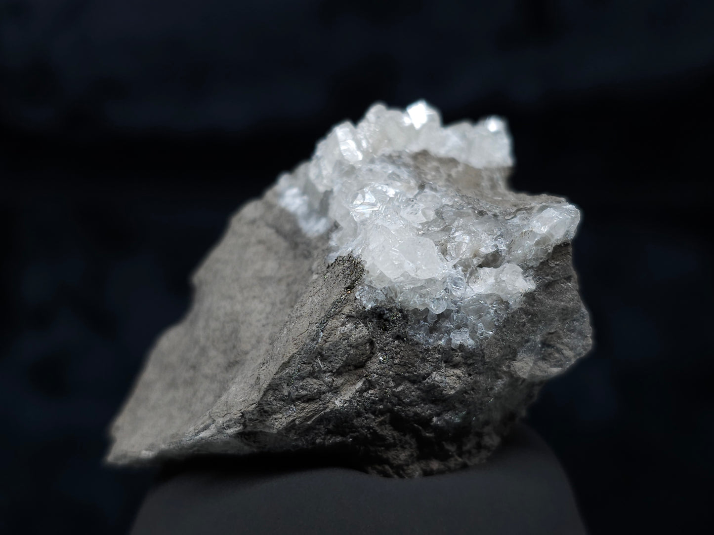 #35940 Super clear Nailhead Spar Calcite cluster, Chalcopyrite ore and multiple small fossils in the matrix