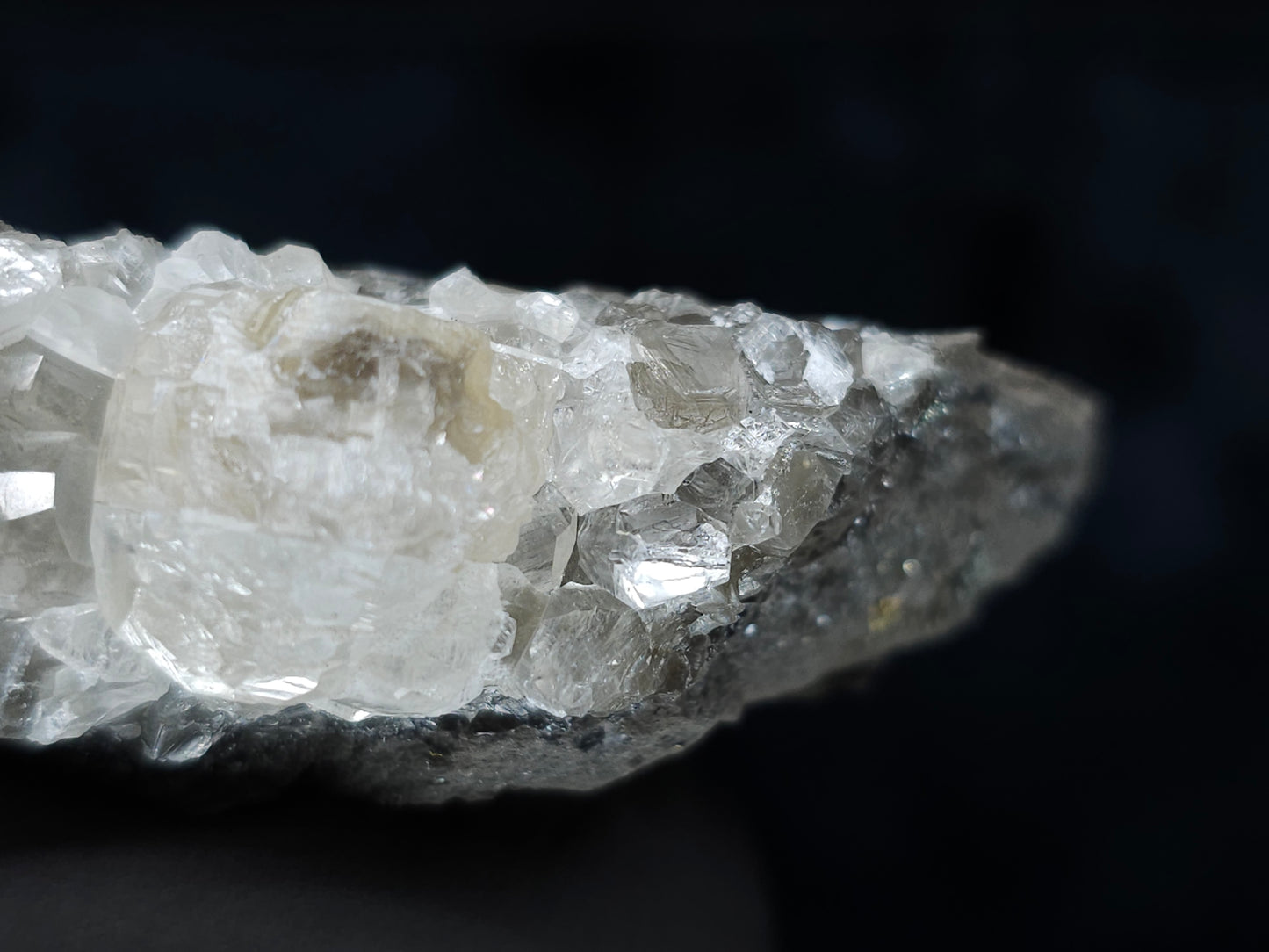 #35942 Super clear Nailhead Spar Calcite cluster, Chalcopyrite ore and multiple small fossils in the matrix