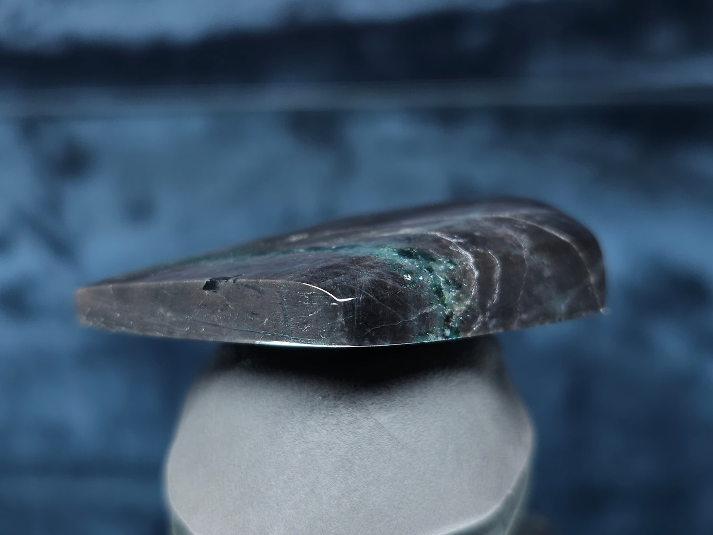 #44012 Labradorite