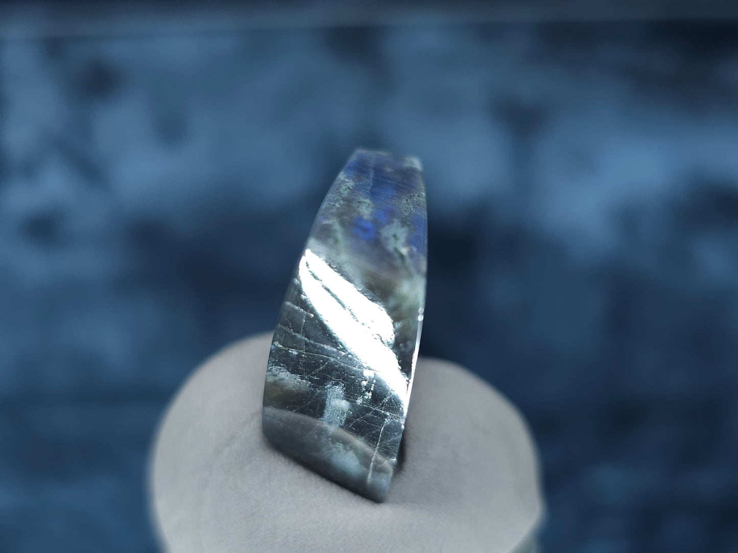 #44026 Labradorite