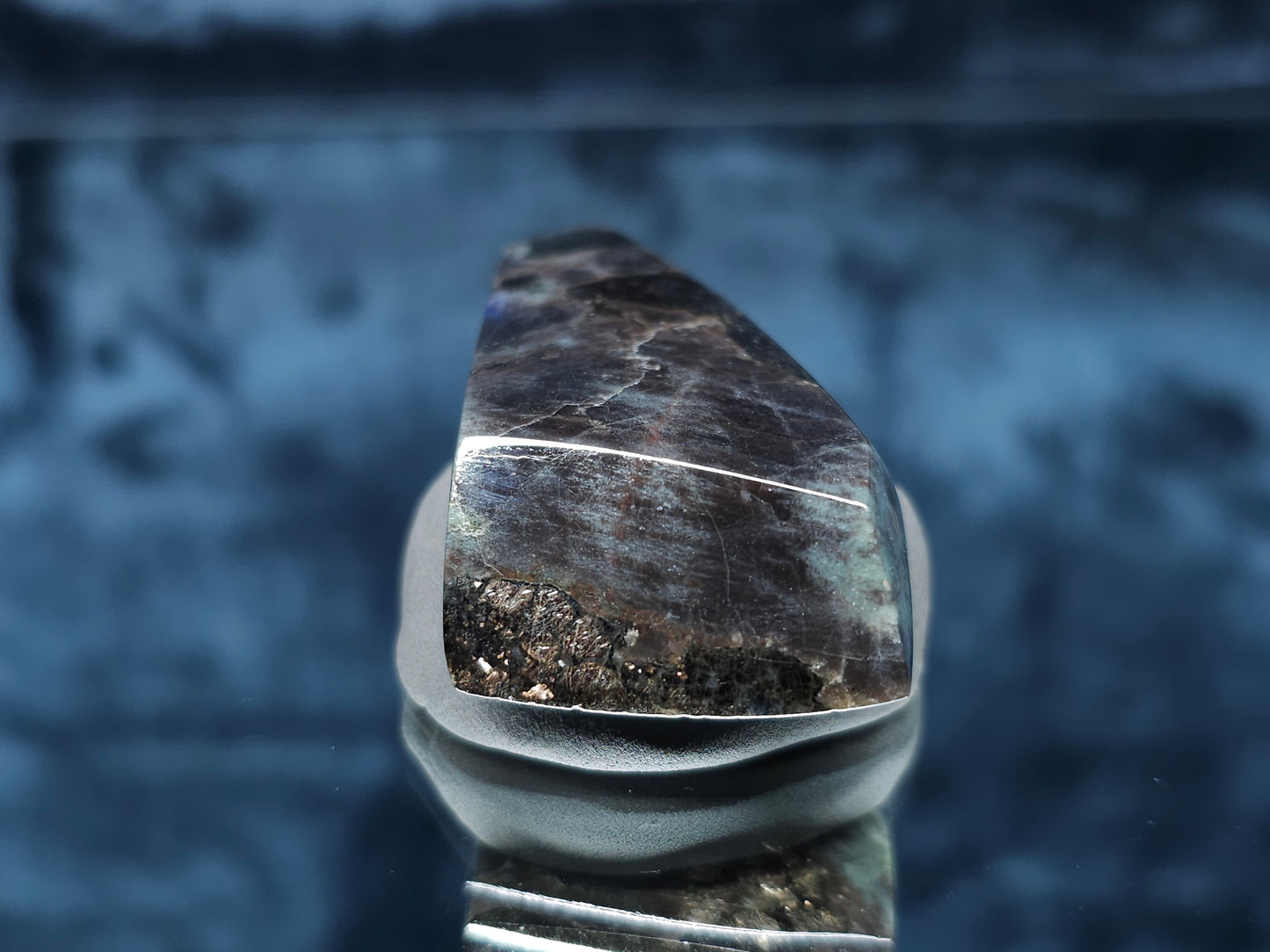 #44027 Labradorite