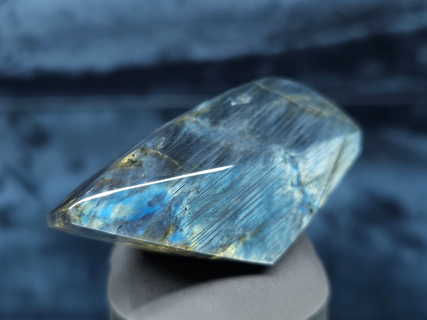 #44050 Labradorite