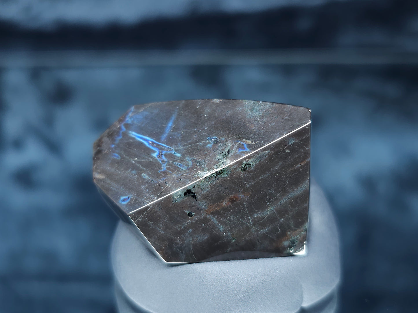#44071 Labradorite