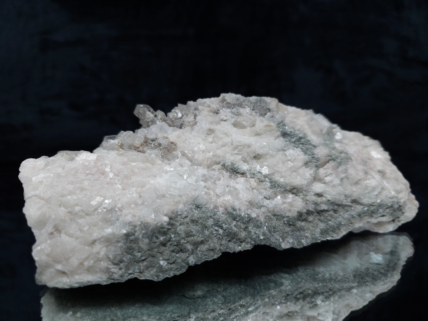 #11075 Dolomite on Combined form Calcite in clear Dogtooth Calcite