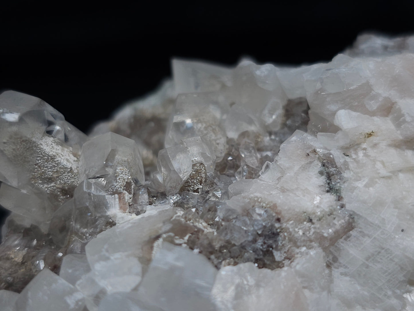 #11075 Dolomite on Combined form Calcite in clear Dogtooth Calcite