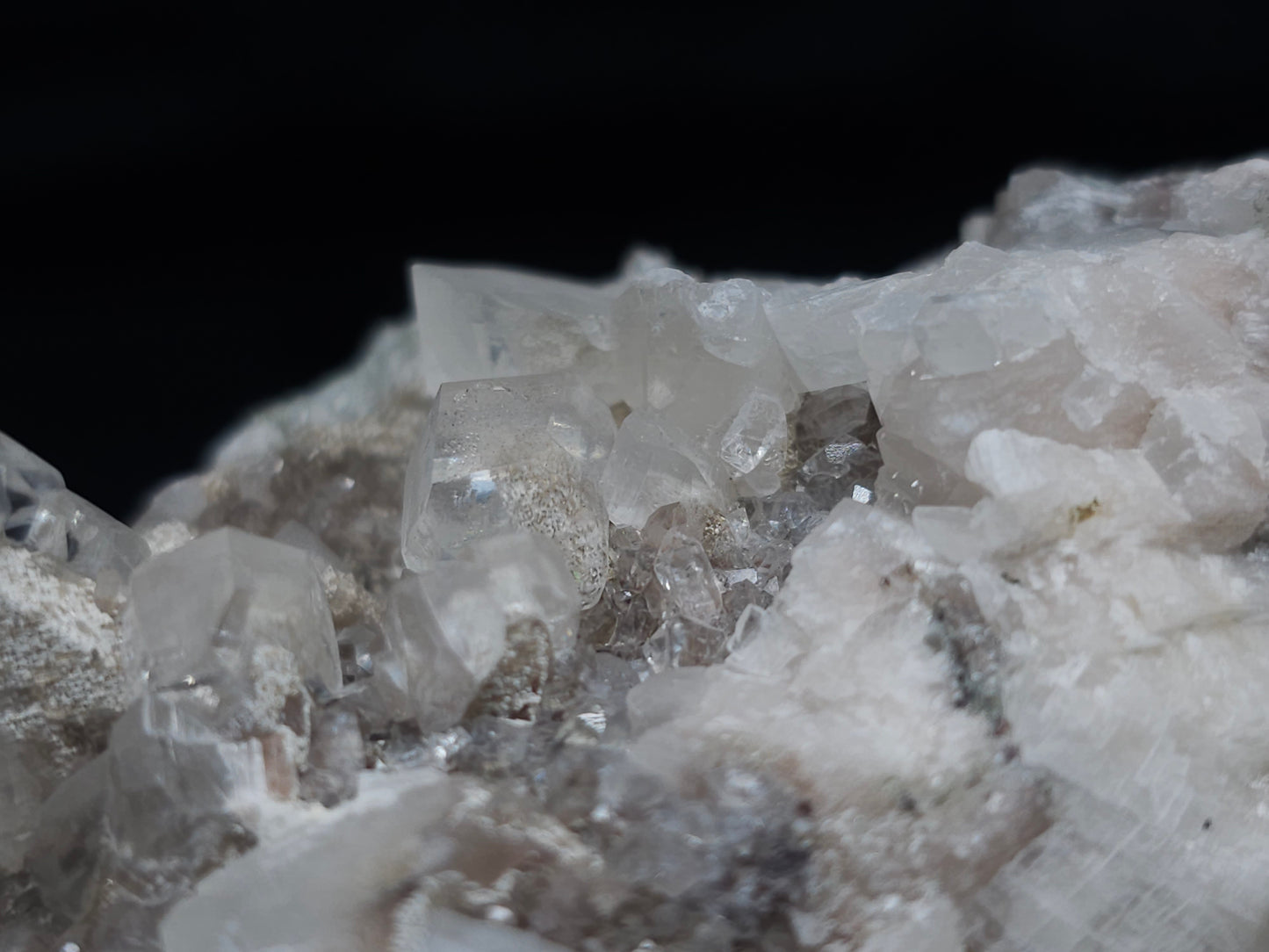 #11075 Dolomite on Combined form Calcite in clear Dogtooth Calcite