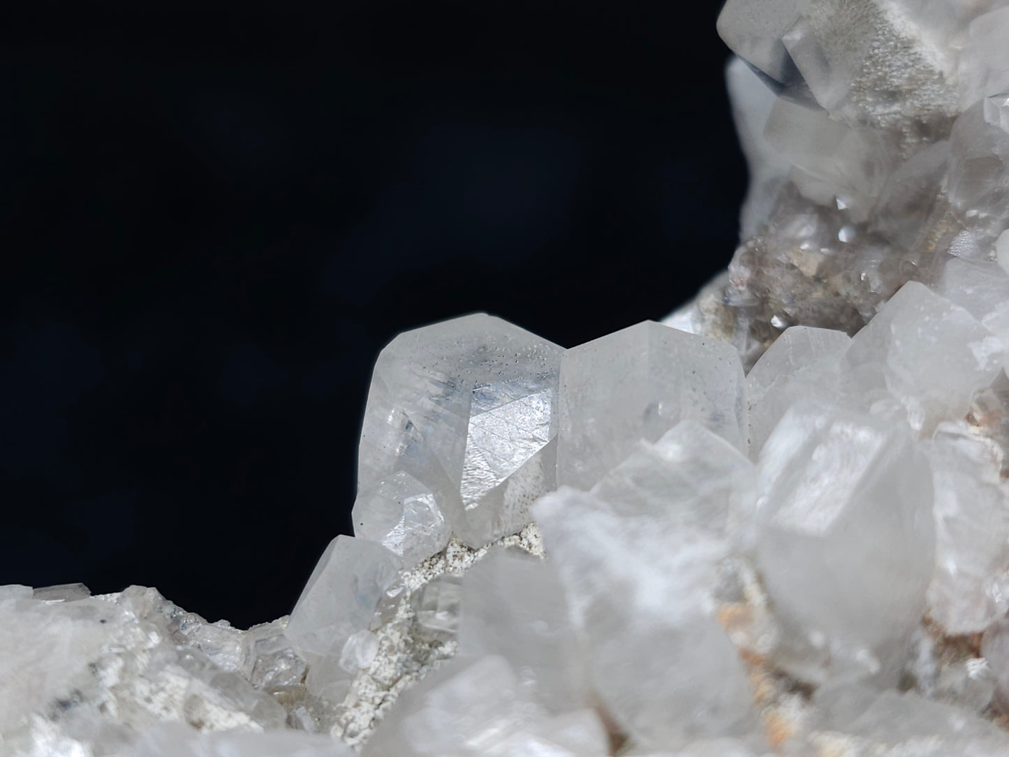 #11075 Dolomite on Combined form Calcite in clear Dogtooth Calcite