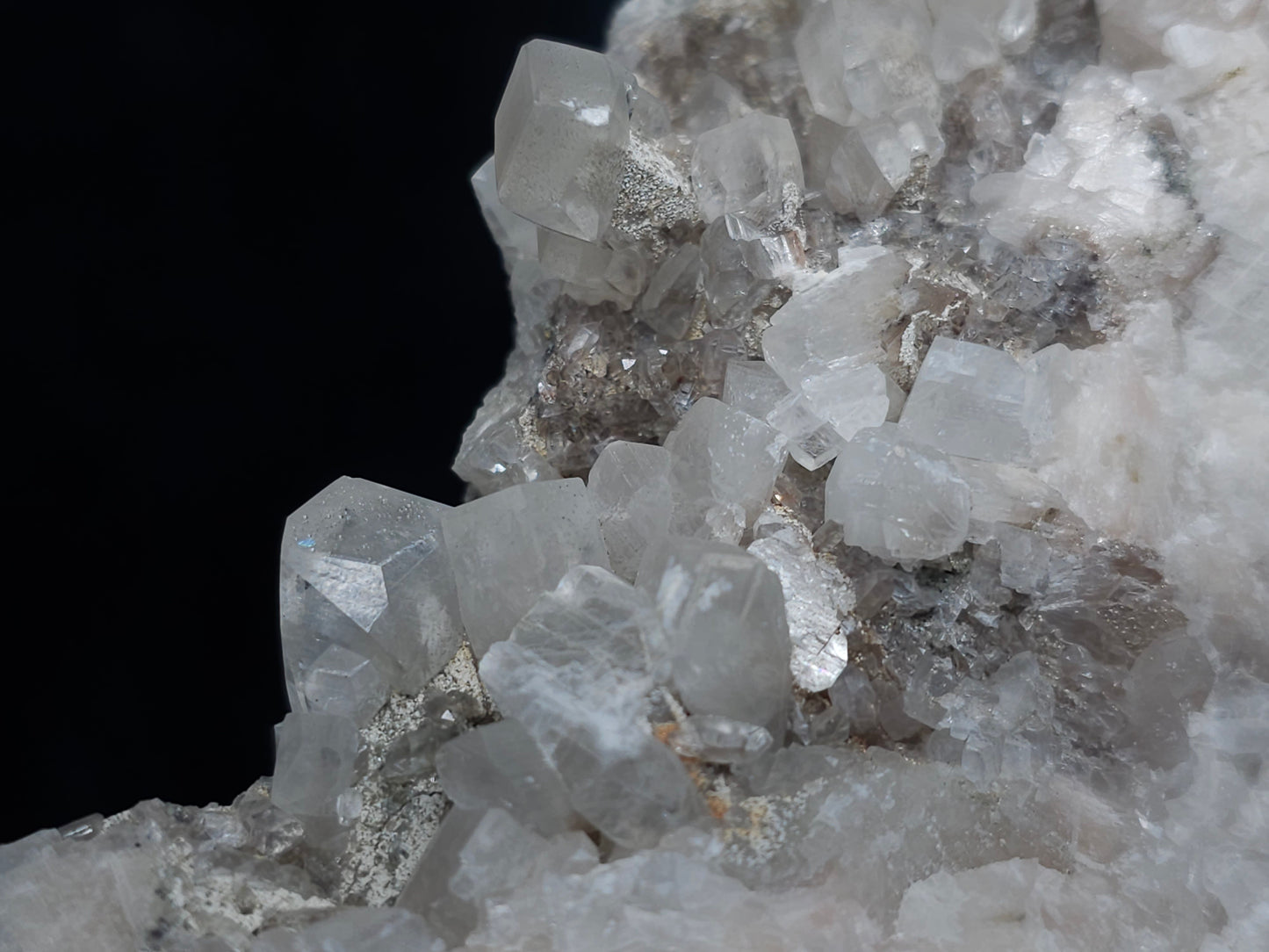 #11075 Dolomite on Combined form Calcite in clear Dogtooth Calcite